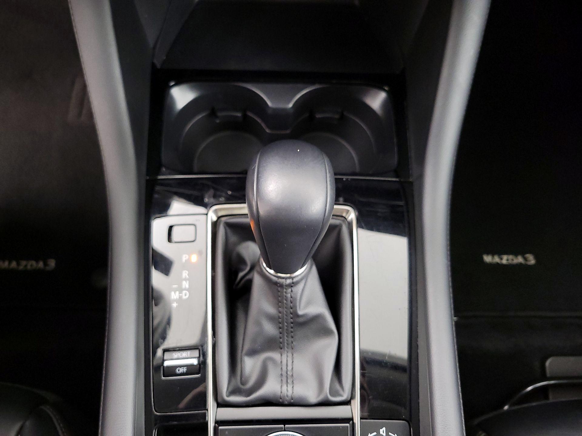 Thumbnail: 2025 Mazda Mazda3 - 17