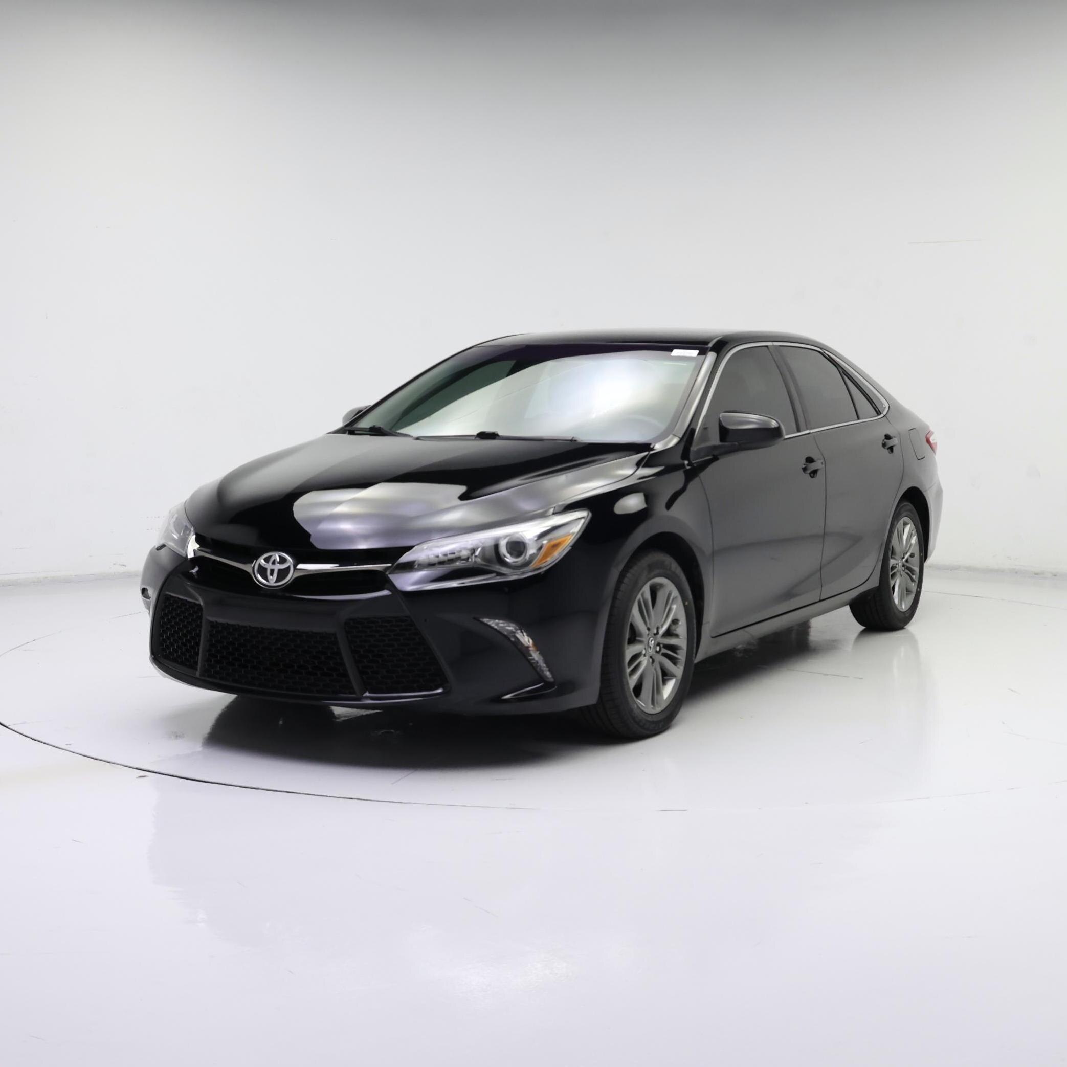 Thumbnail: 2016 Toyota Camry - 4