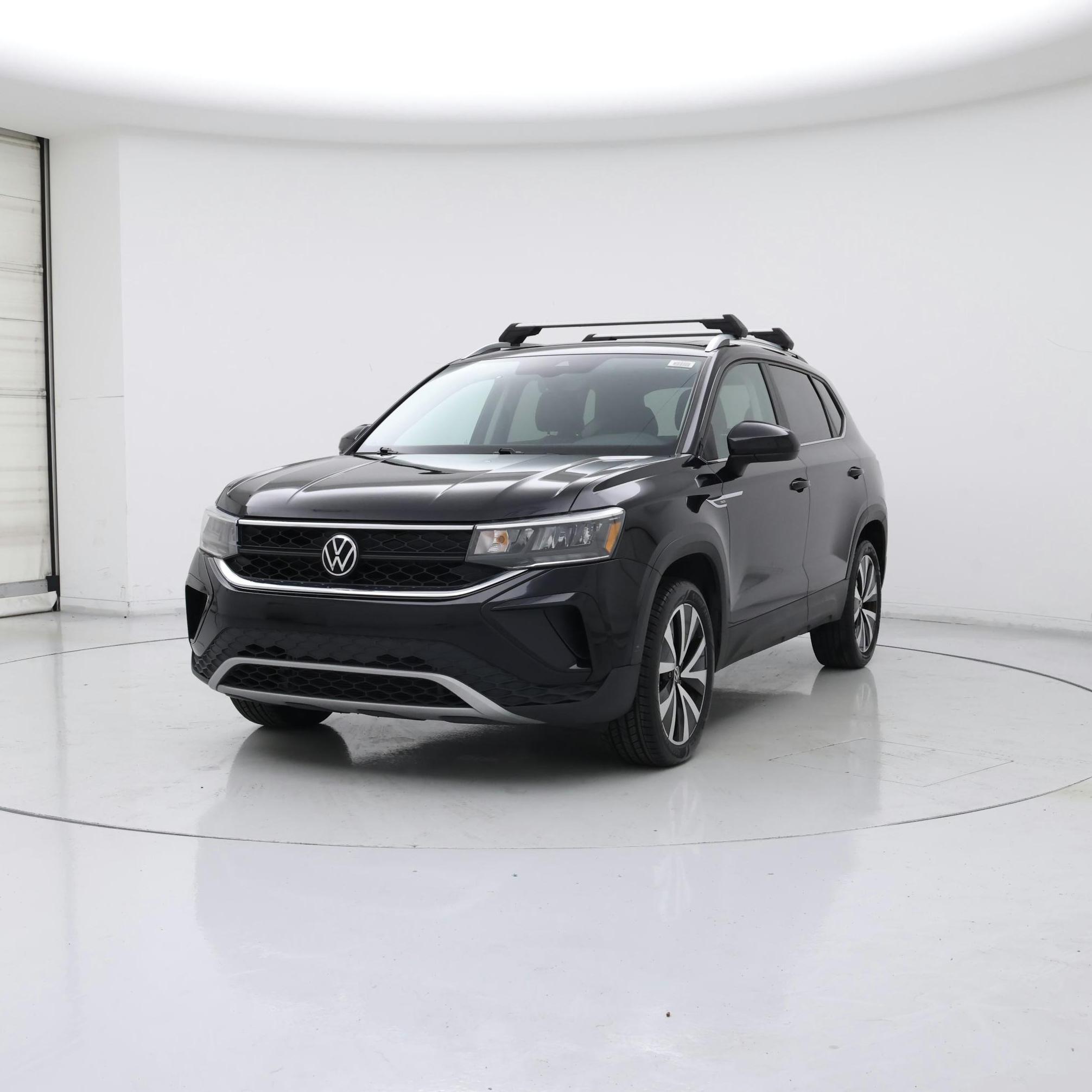 Thumbnail: 2023 Volkswagen Taos - 4