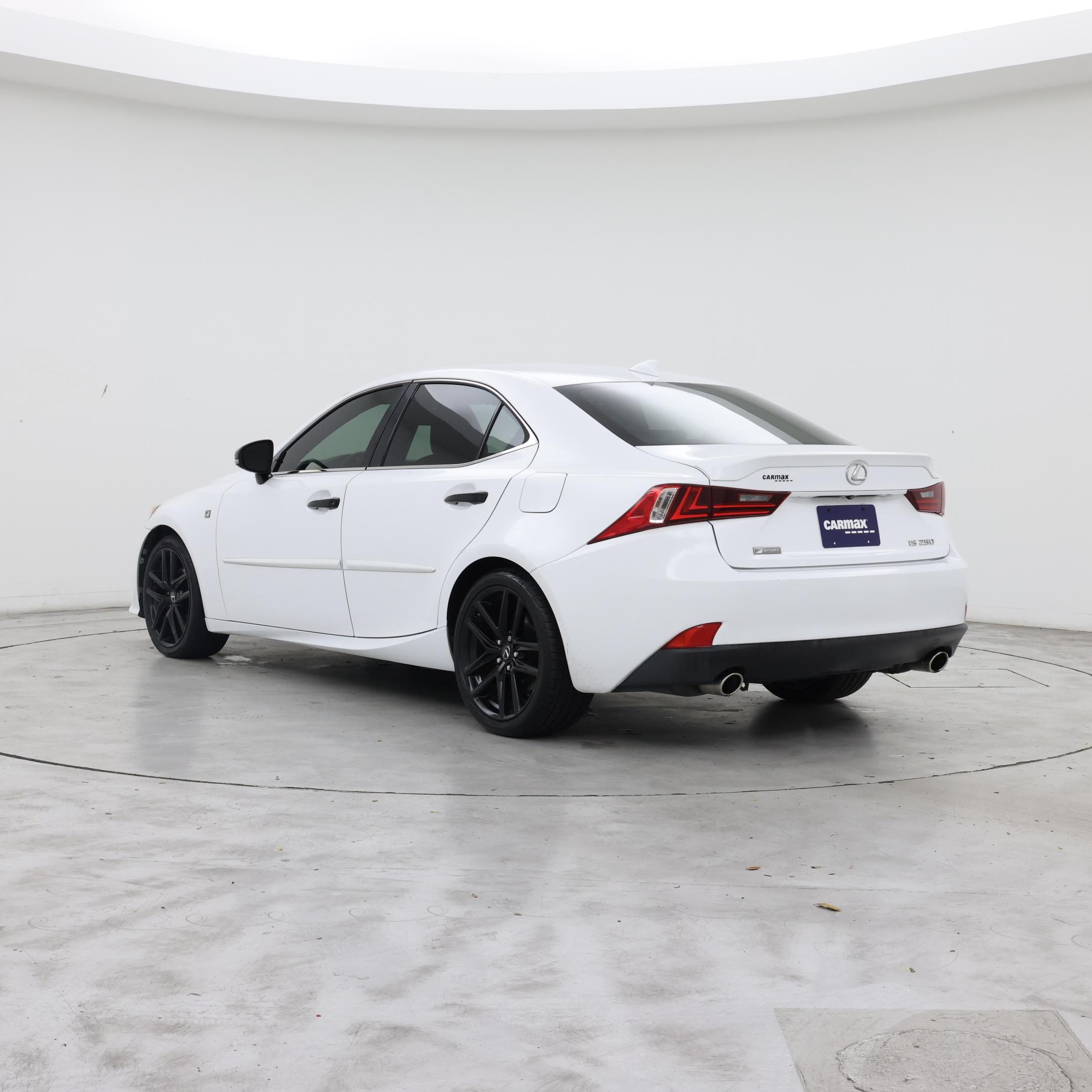 Thumbnail: 2015 Lexus IS - 2