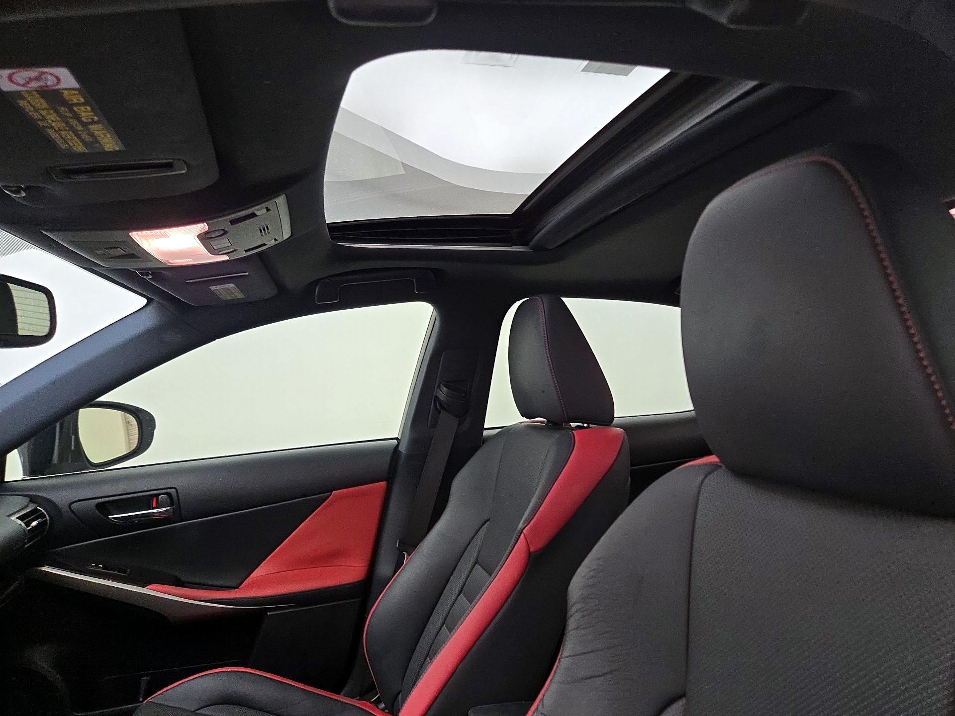 Thumbnail: 2015 Lexus IS - 19