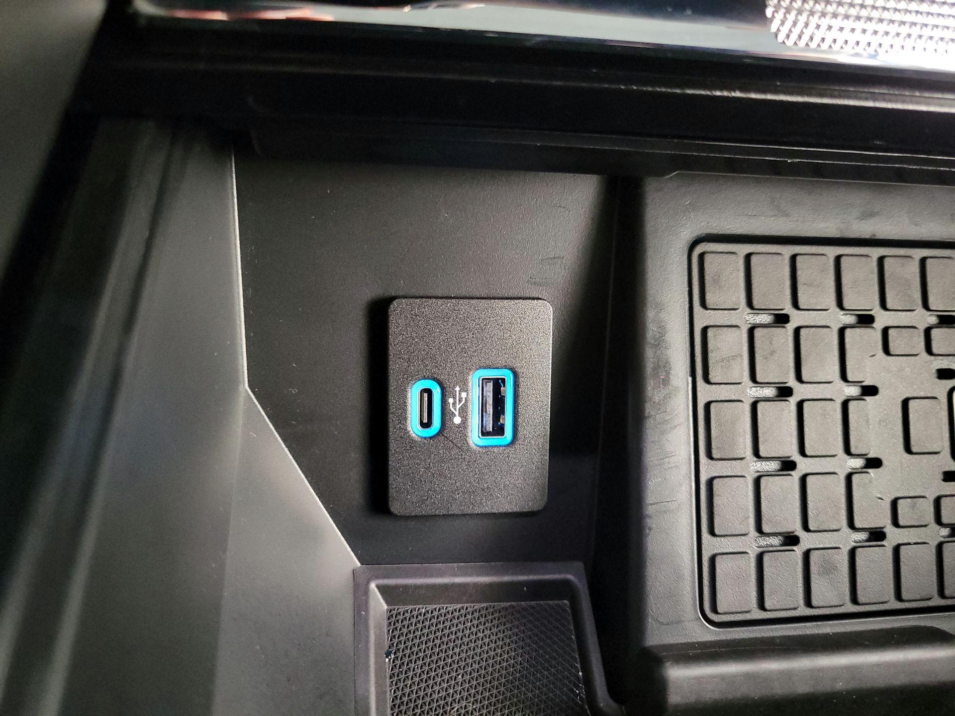 Thumbnail: 2023 Ford F-150 - 19