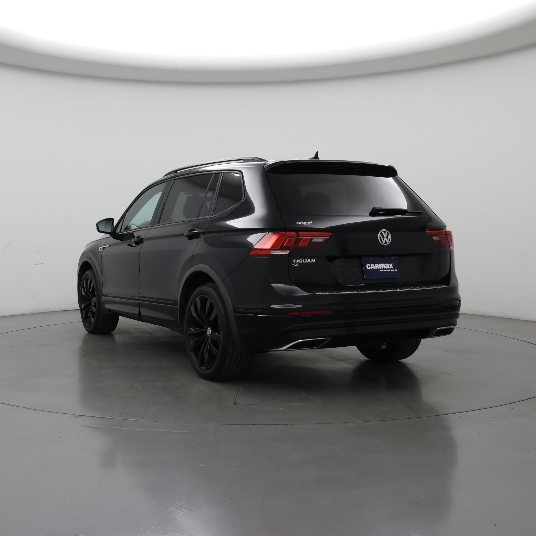 Thumbnail: 2021 Volkswagen Tiguan - 2