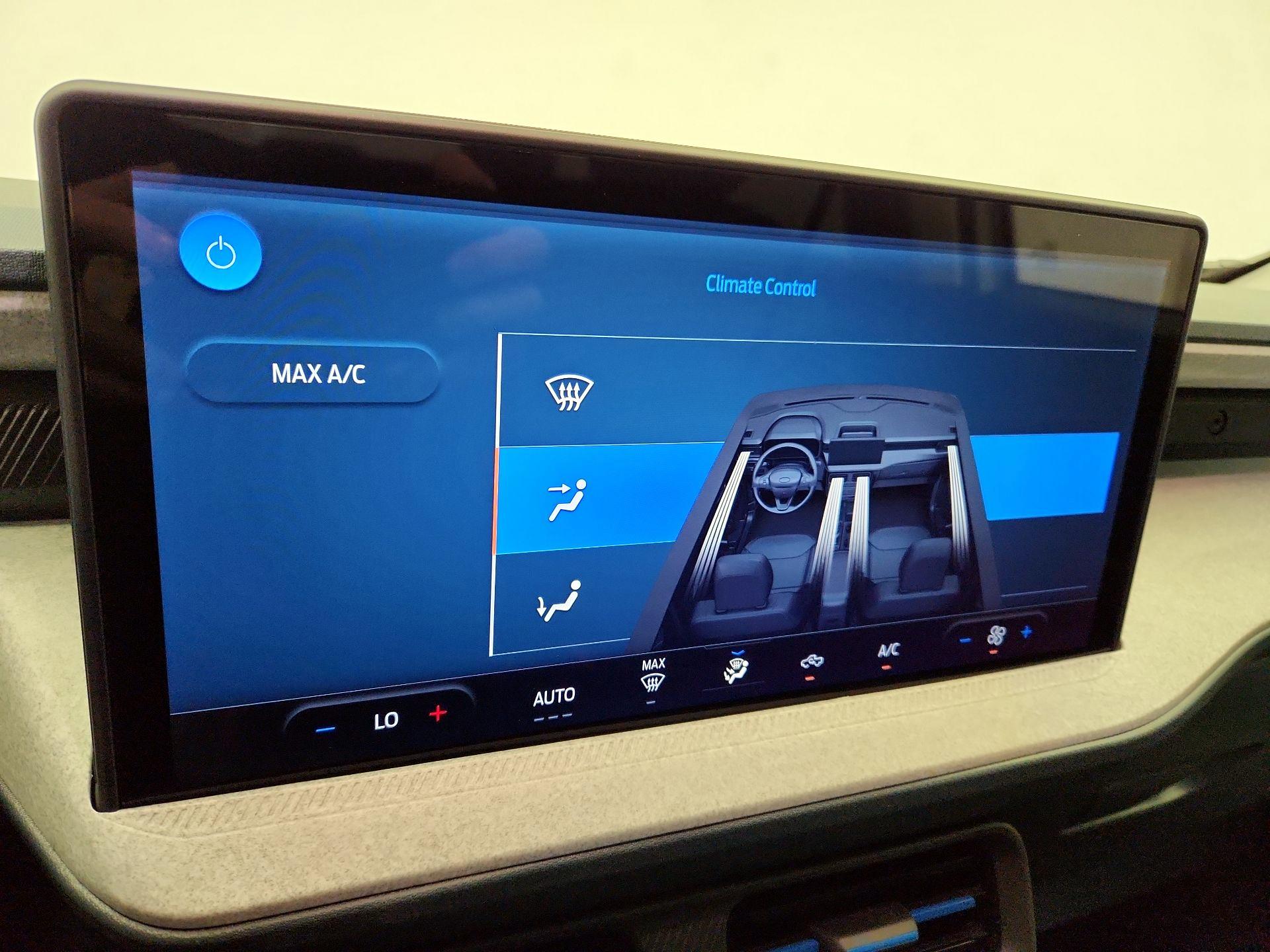 Thumbnail: 2025 Ford Maverick - 16