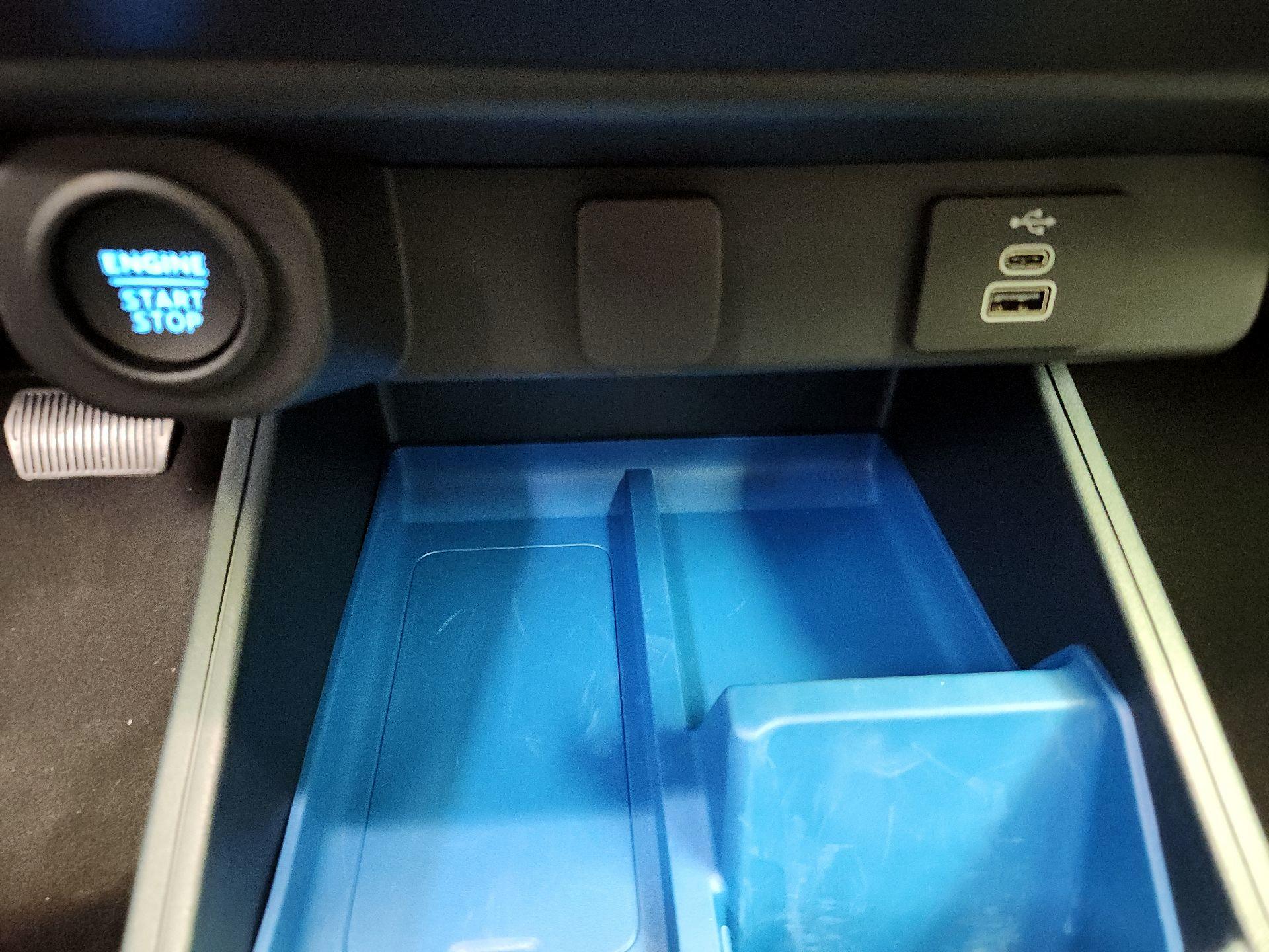 Thumbnail: 2025 Ford Maverick - 18