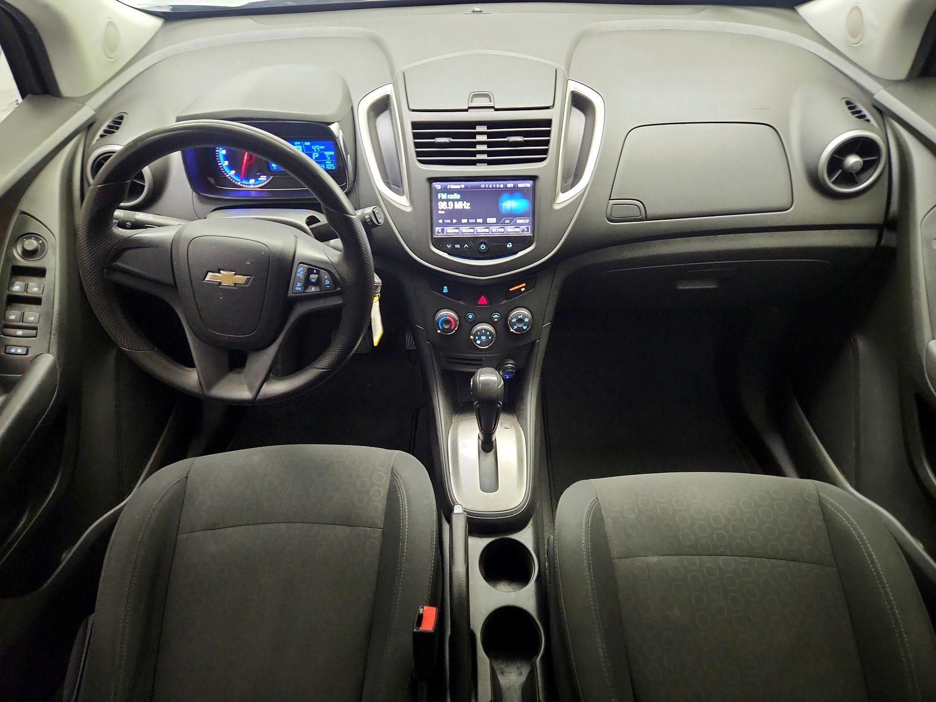 Thumbnail: 2016 Chevrolet Trax - 9