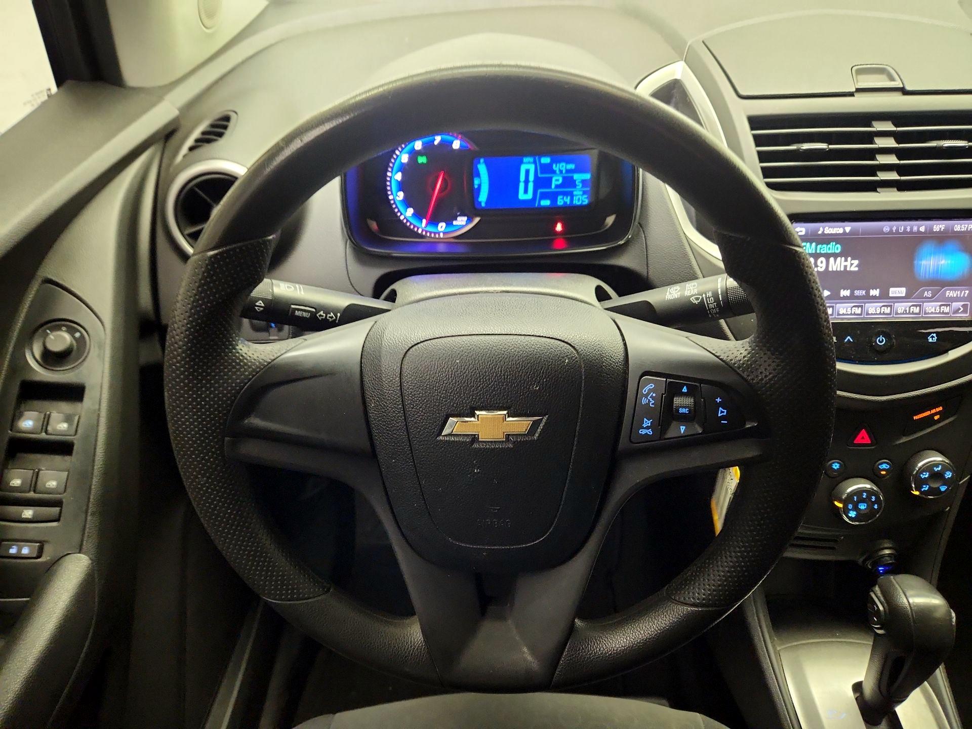 Thumbnail: 2016 Chevrolet Trax - 10