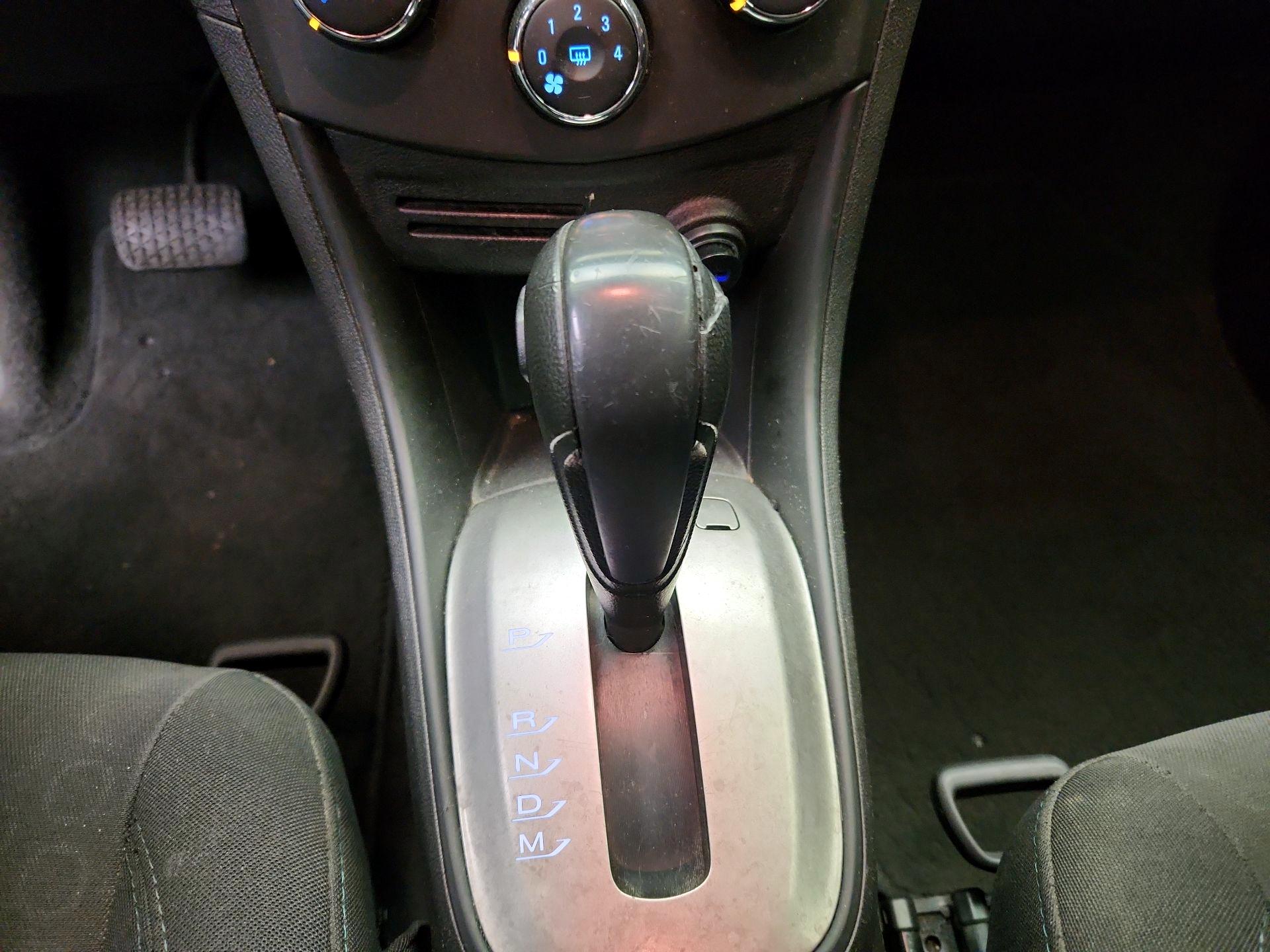 Thumbnail: 2016 Chevrolet Trax - 17