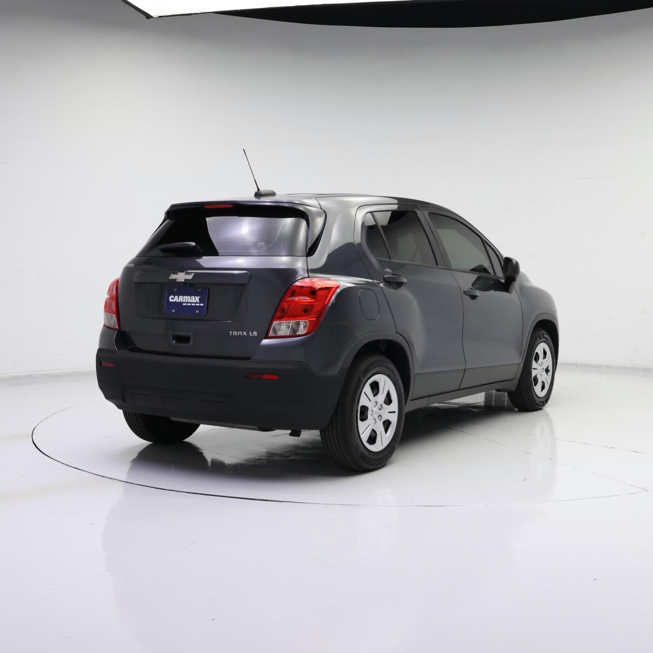 Thumbnail: 2016 Chevrolet Trax - 8