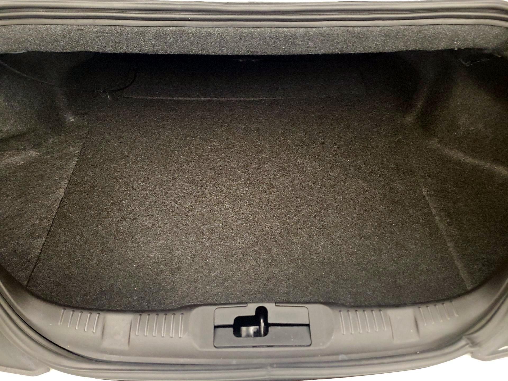 Thumbnail: 2022 Ford Mustang - 20