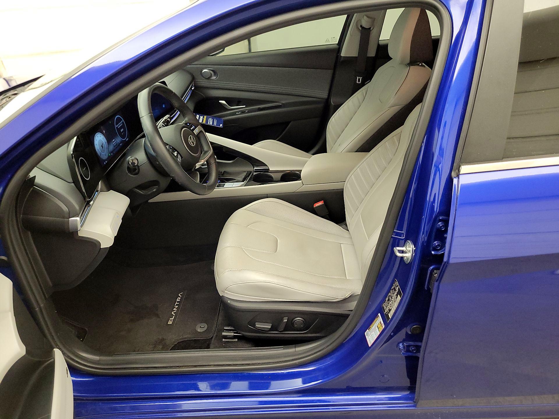 Thumbnail: 2023 Hyundai Elantra - 11