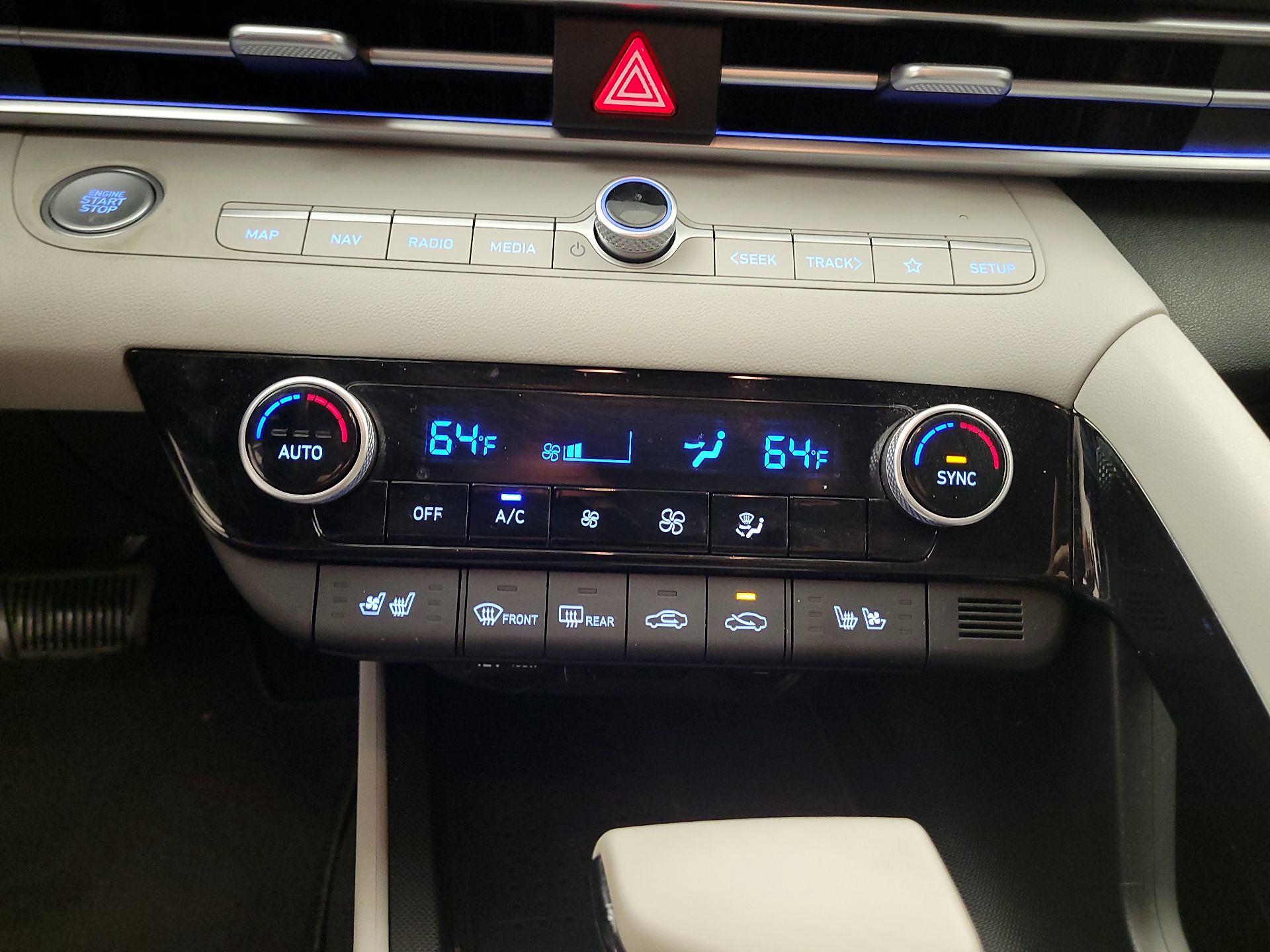 Thumbnail: 2023 Hyundai Elantra - 14