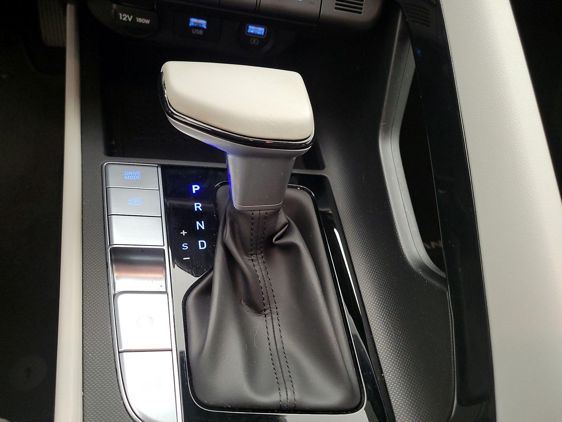 Thumbnail: 2023 Hyundai Elantra - 15