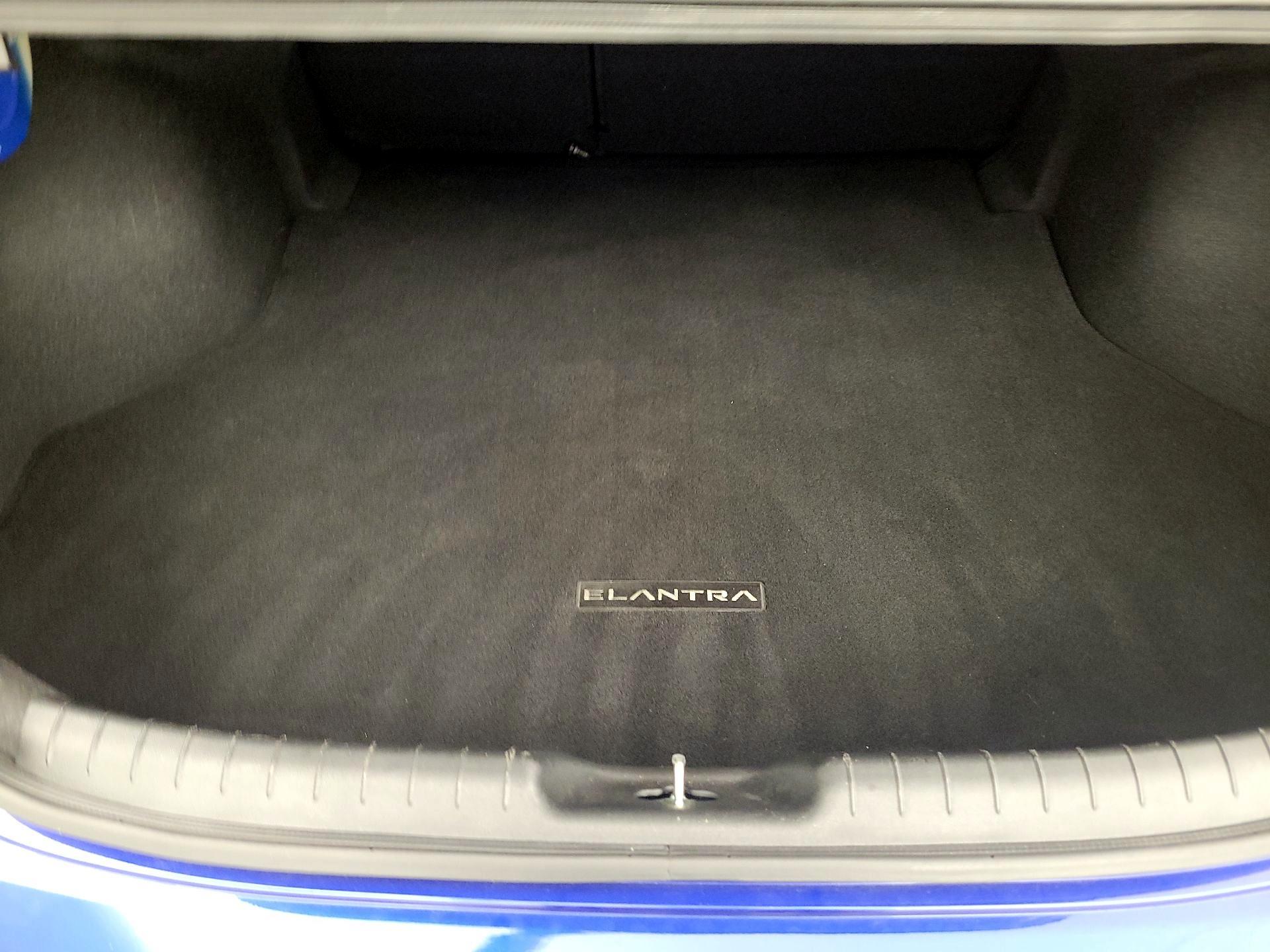 Thumbnail: 2023 Hyundai Elantra - 16