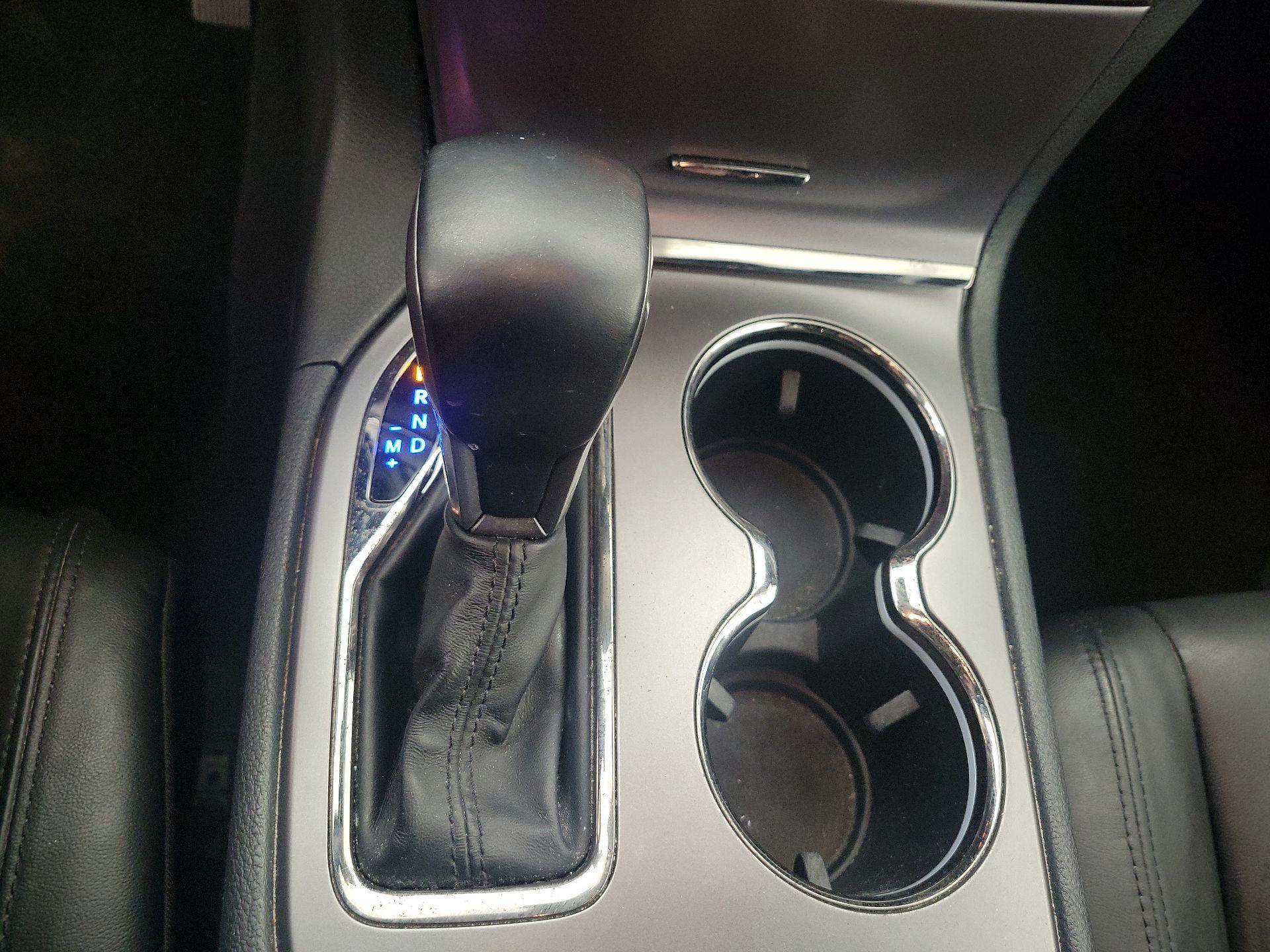 Thumbnail: 2020 Jeep Grand Cherokee - 18