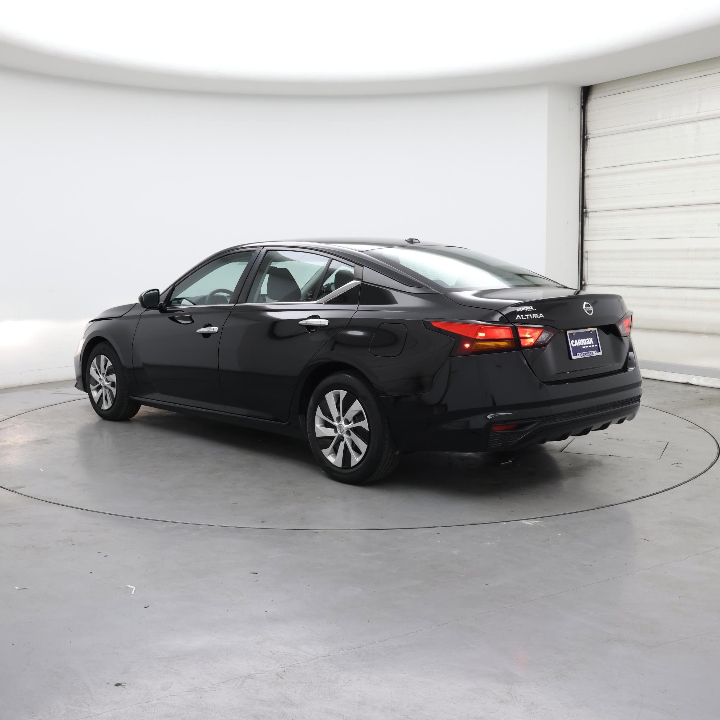 Thumbnail: 2020 Nissan Altima - 2