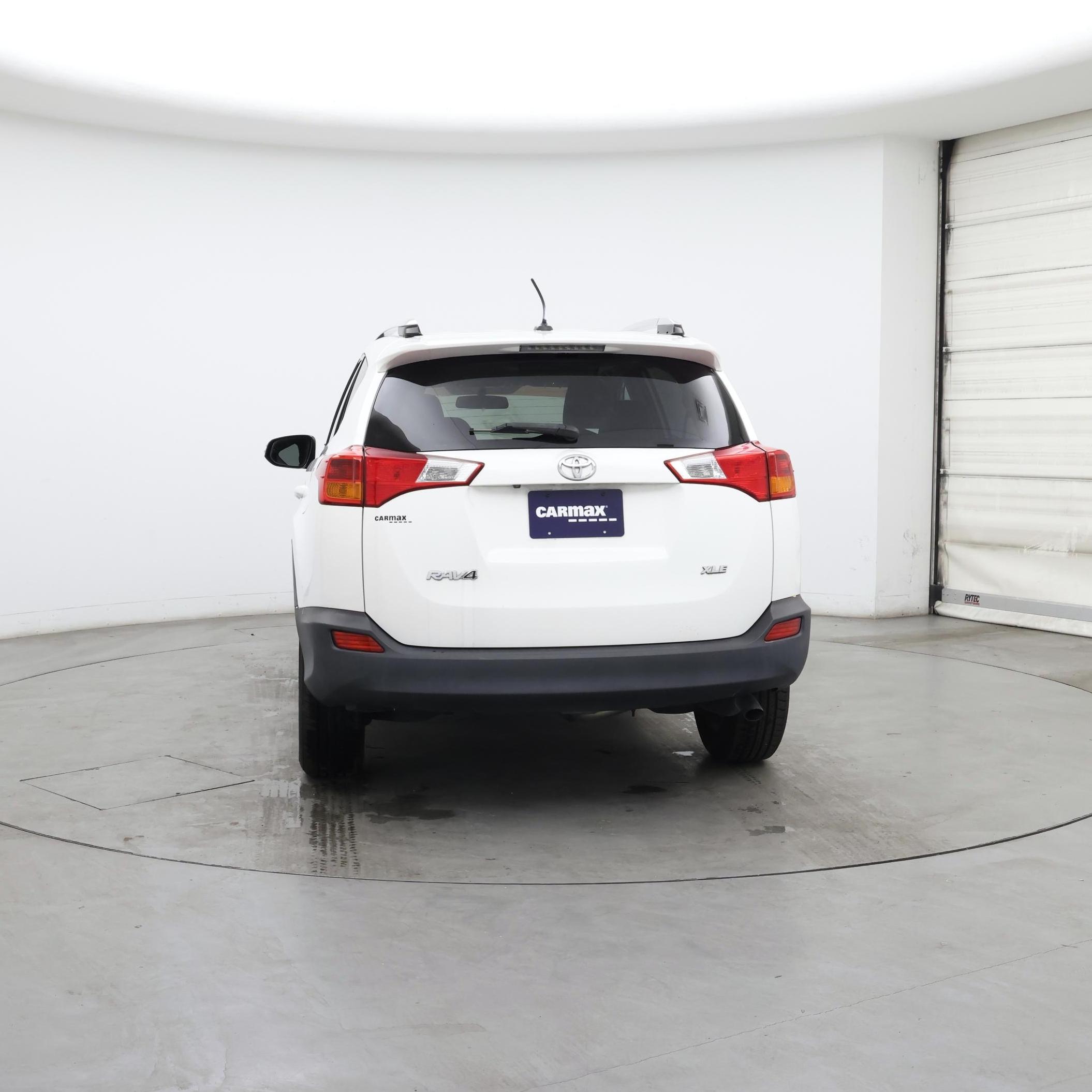 Thumbnail: 2015 Toyota RAV4 - 6