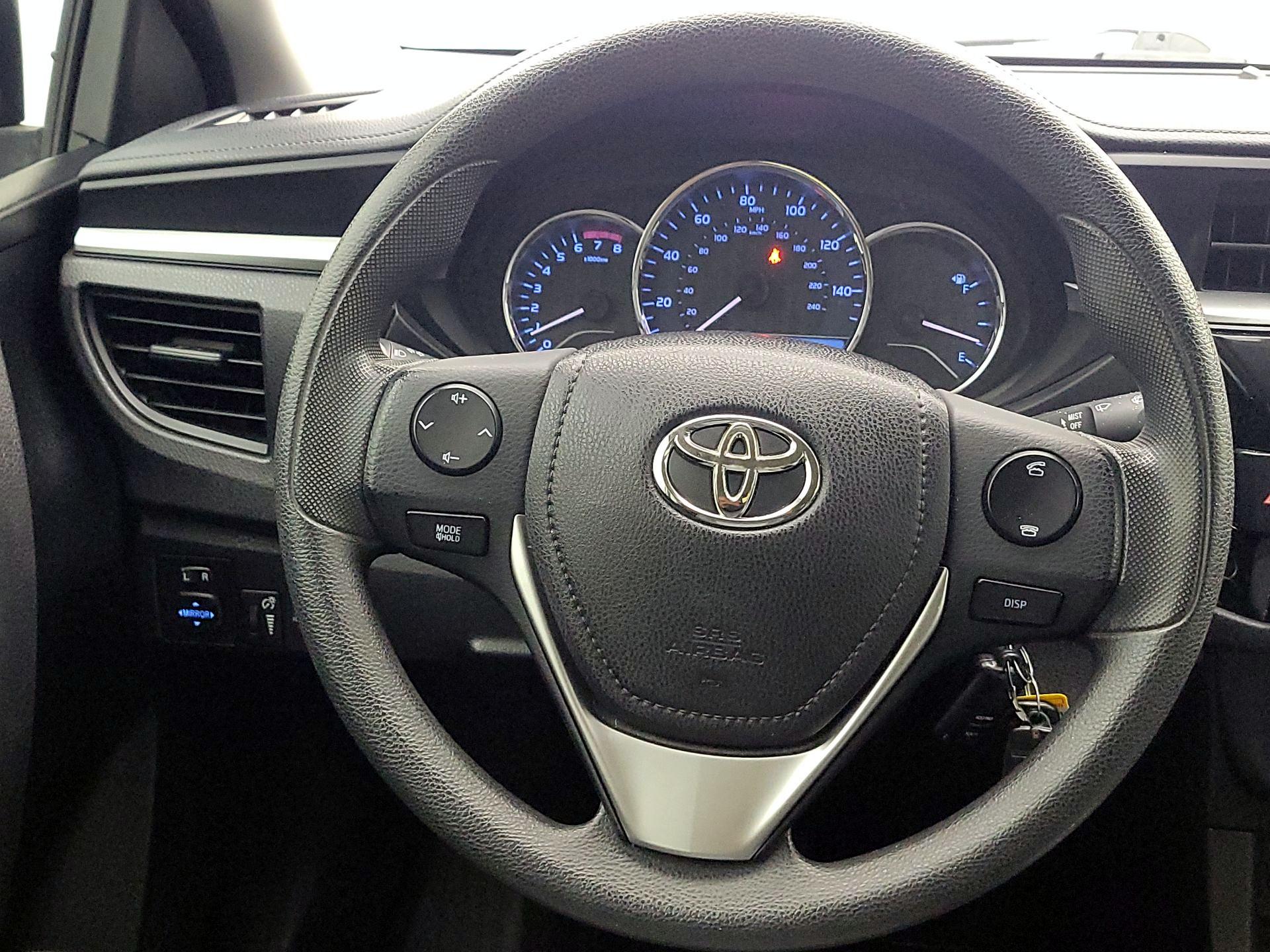 Thumbnail: 2015 Toyota Corolla - 10