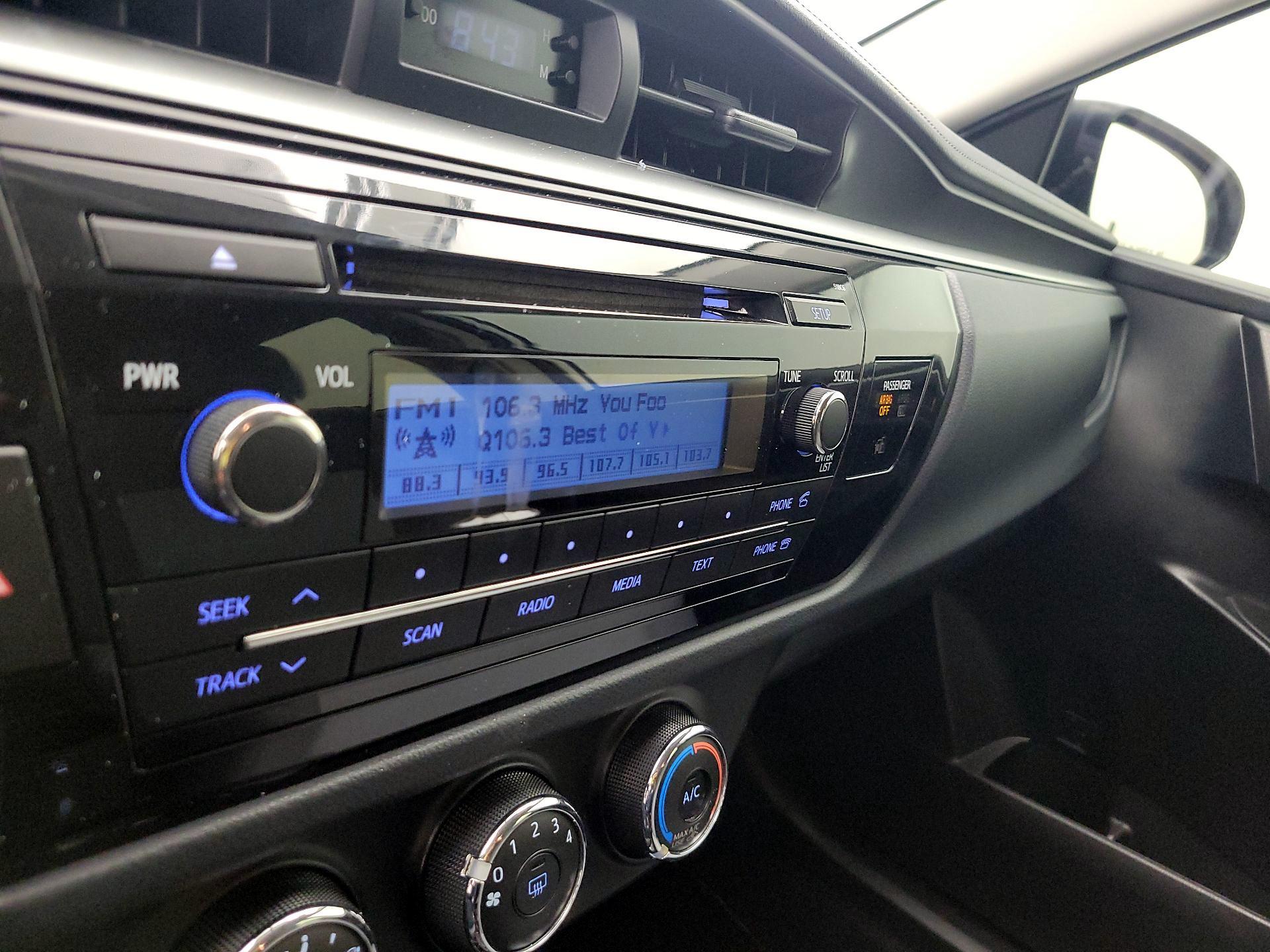 Thumbnail: 2015 Toyota Corolla - 14