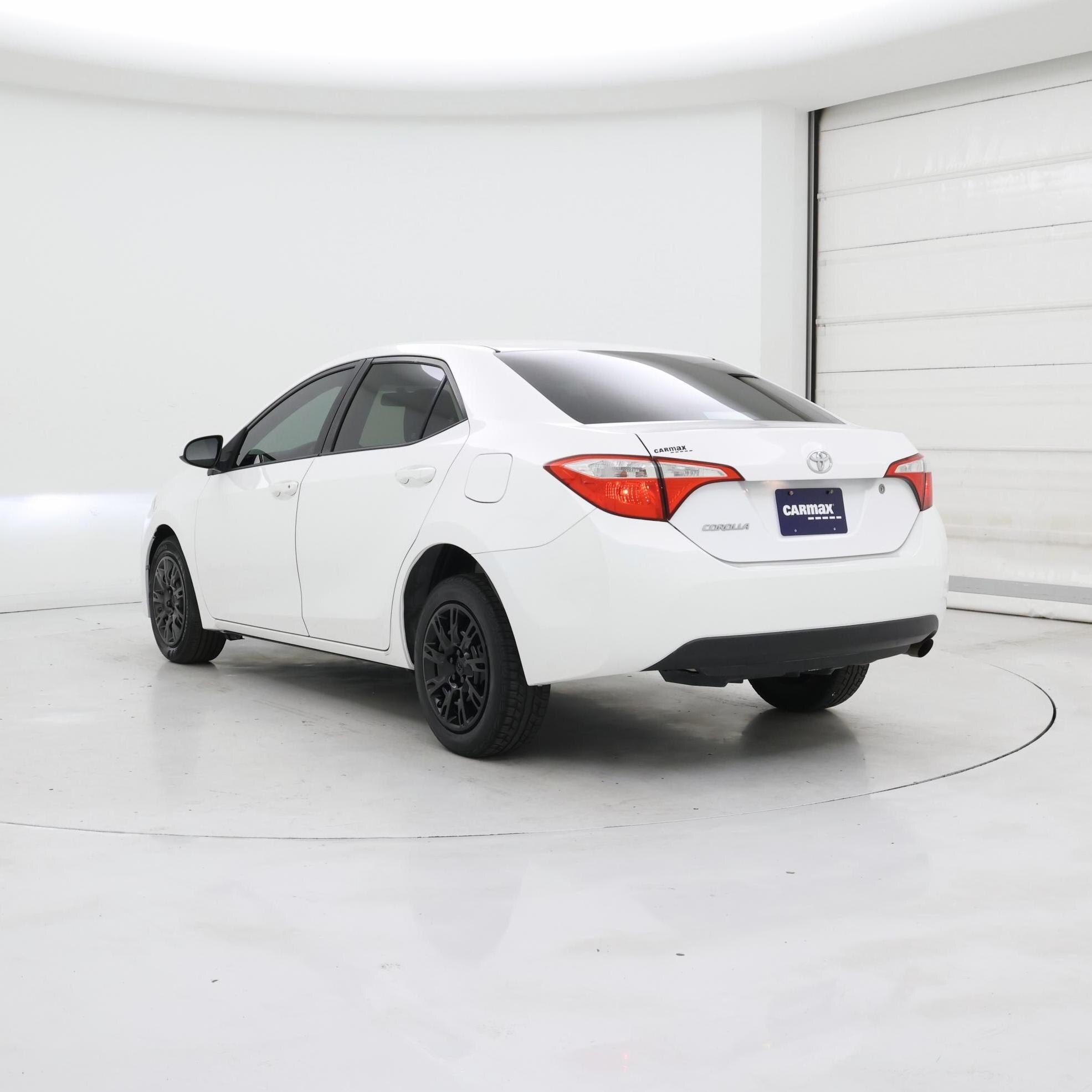 Thumbnail: 2015 Toyota Corolla - 2