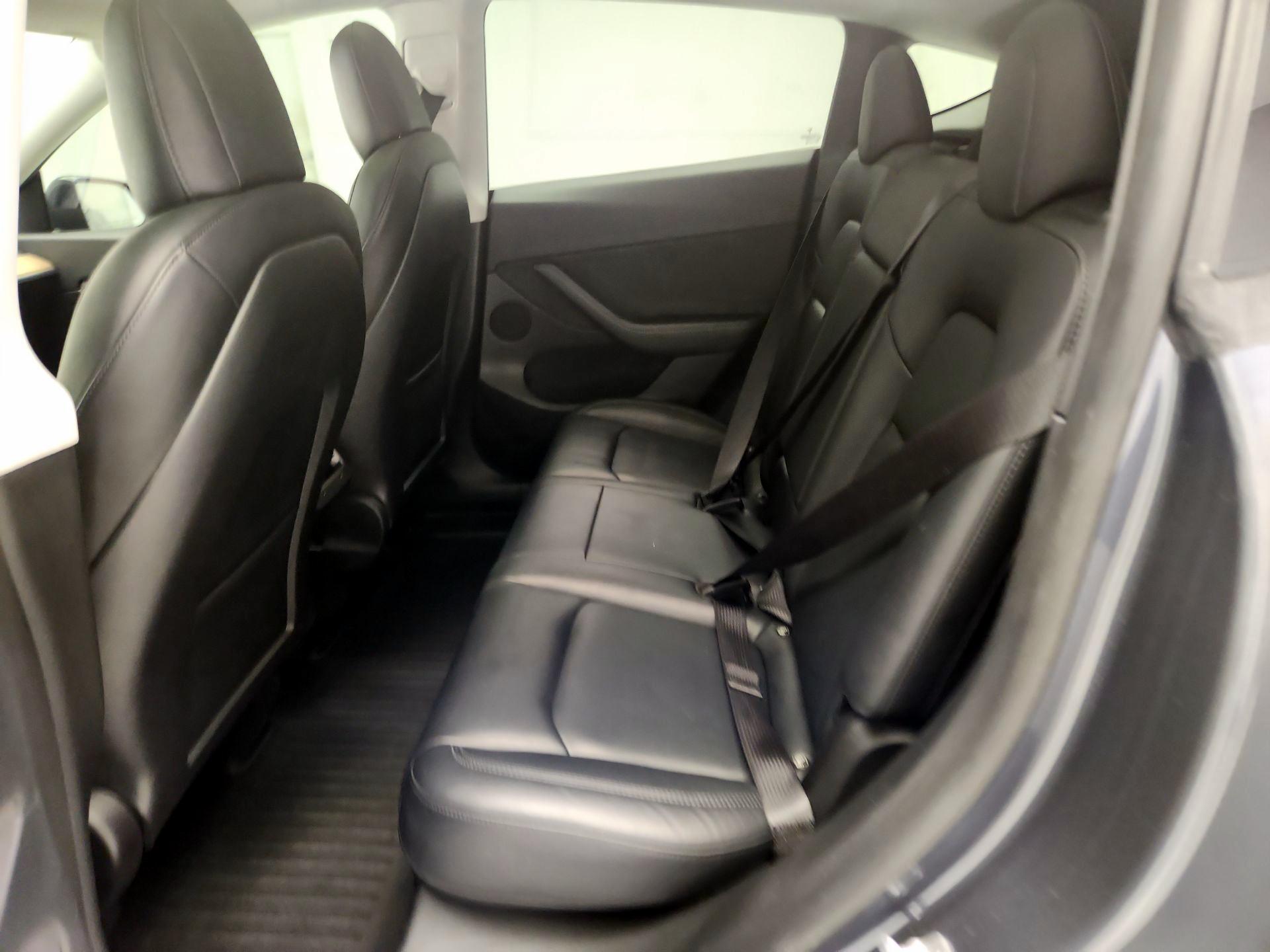 Thumbnail: 2022 Tesla Model Y - 18