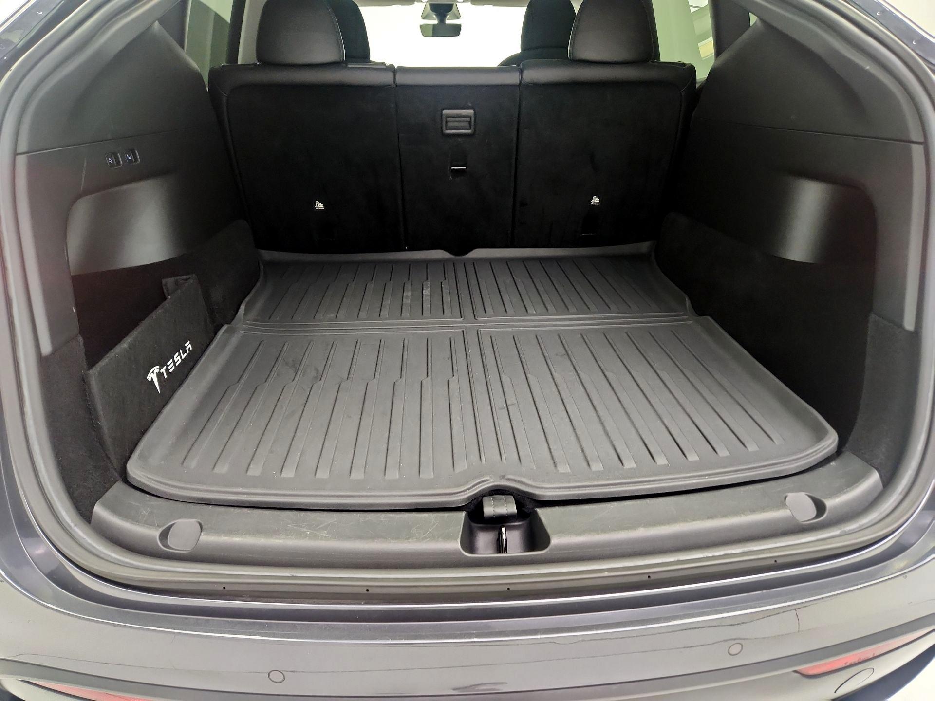 Thumbnail: 2022 Tesla Model Y - 19