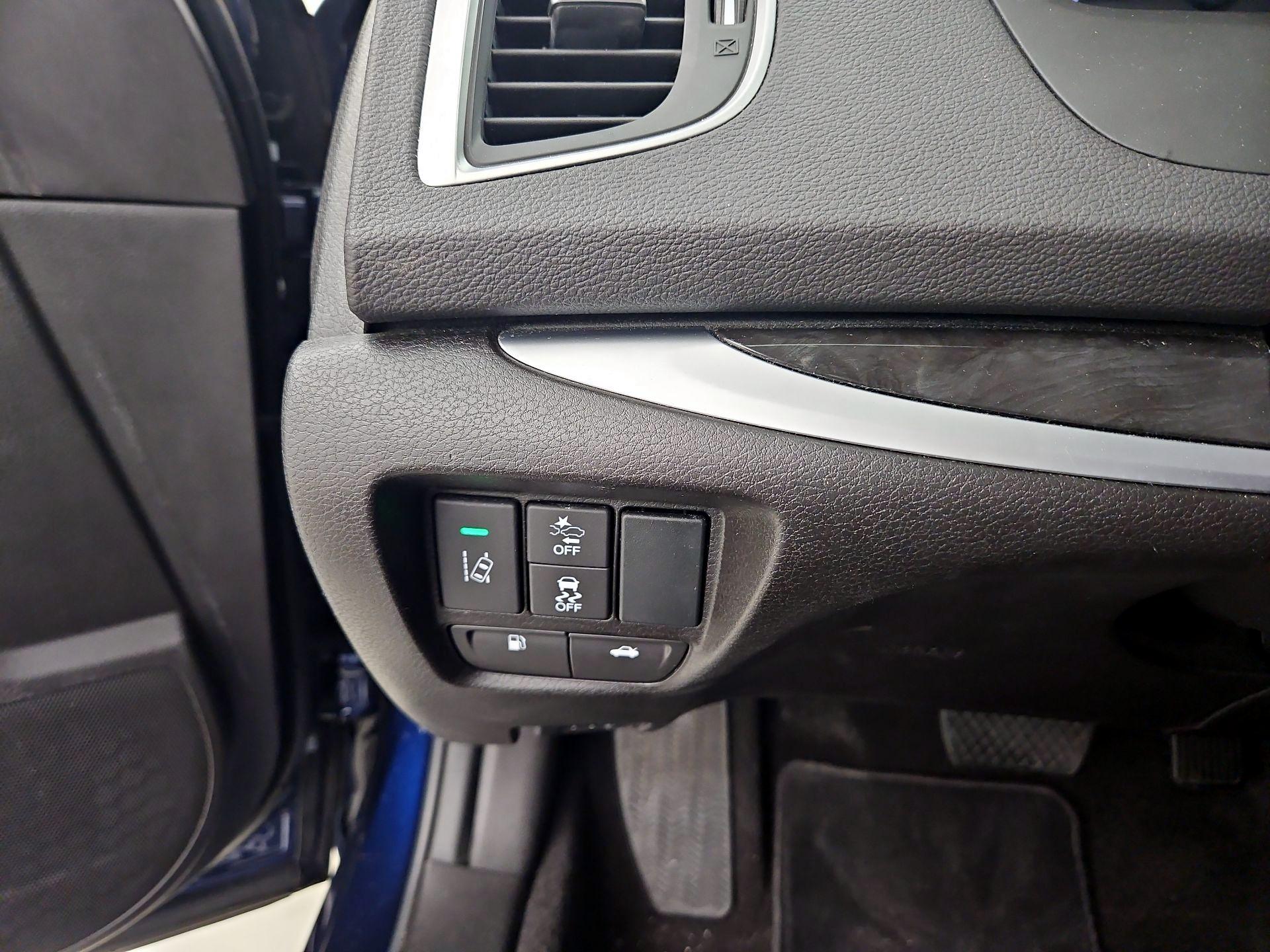 Thumbnail: 2020 Acura TLX - 13