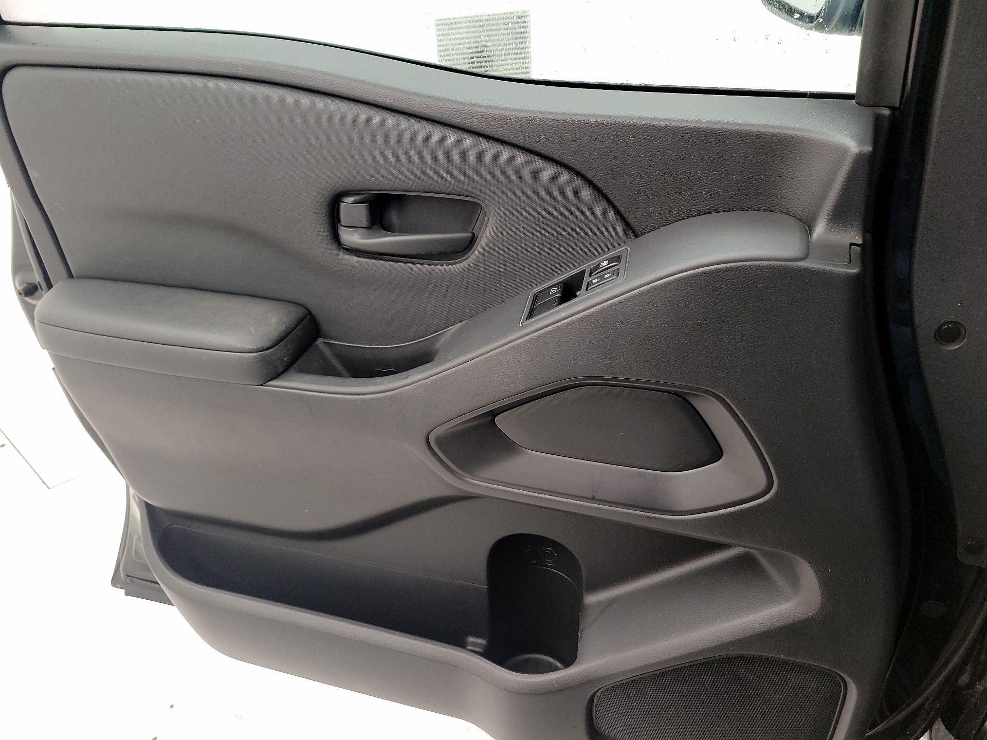 Thumbnail: 2022 Nissan Frontier - 12