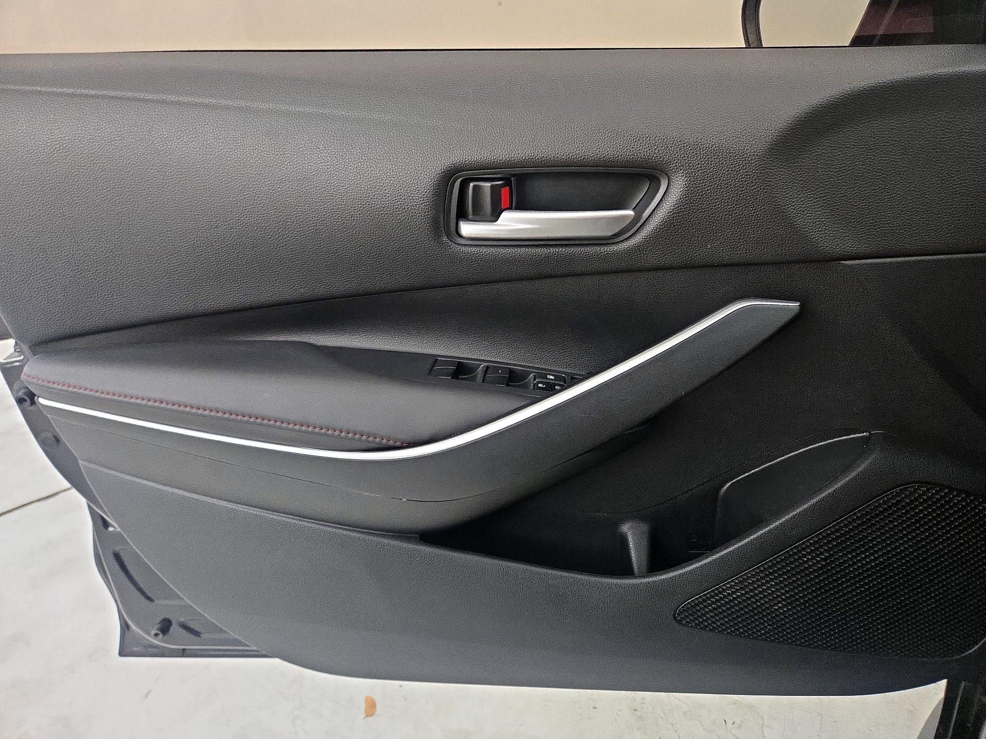 Thumbnail: 2023 Toyota Corolla - 12