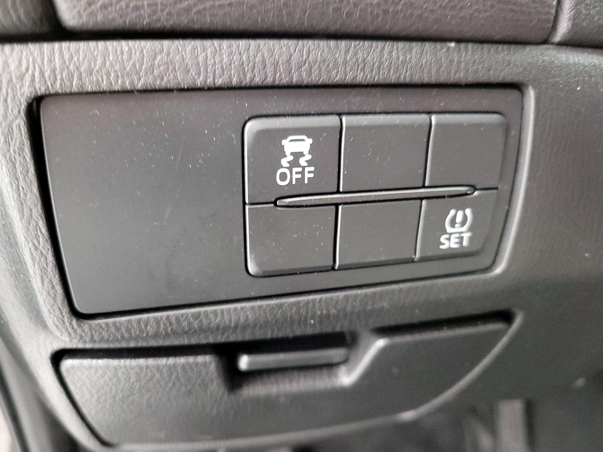 Thumbnail: 2017 Mazda Mazda6 - 13