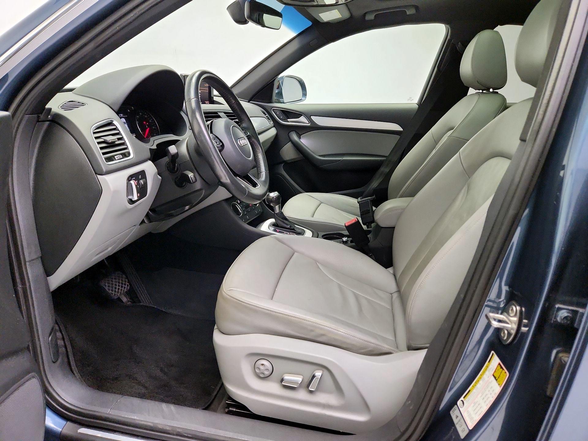 Thumbnail: 2018 Audi Q3 - 11