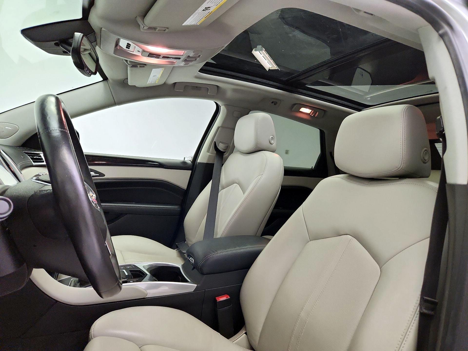 Thumbnail: 2016 Cadillac SRX - 20