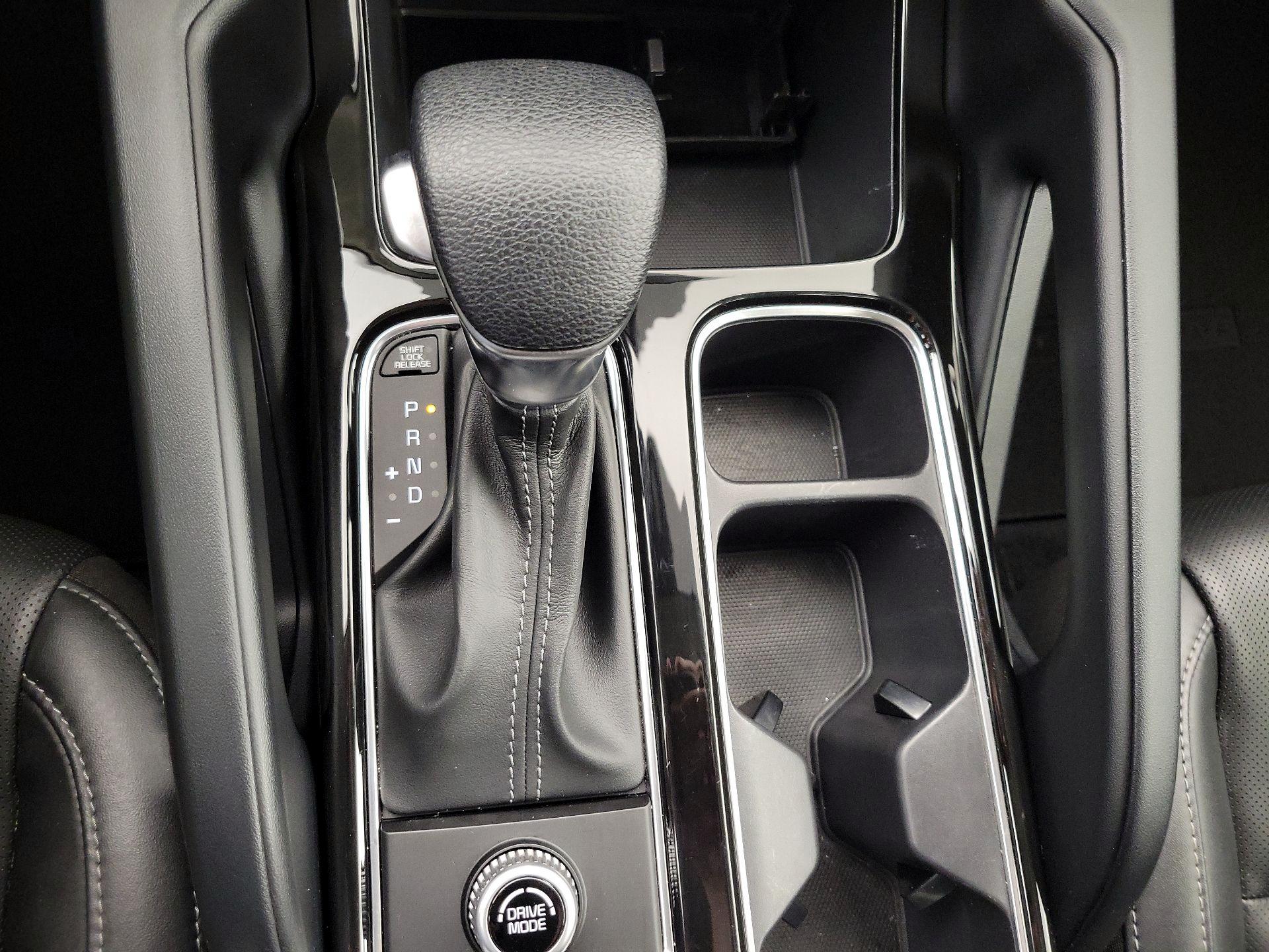 Thumbnail: 2021 Kia Telluride - 17