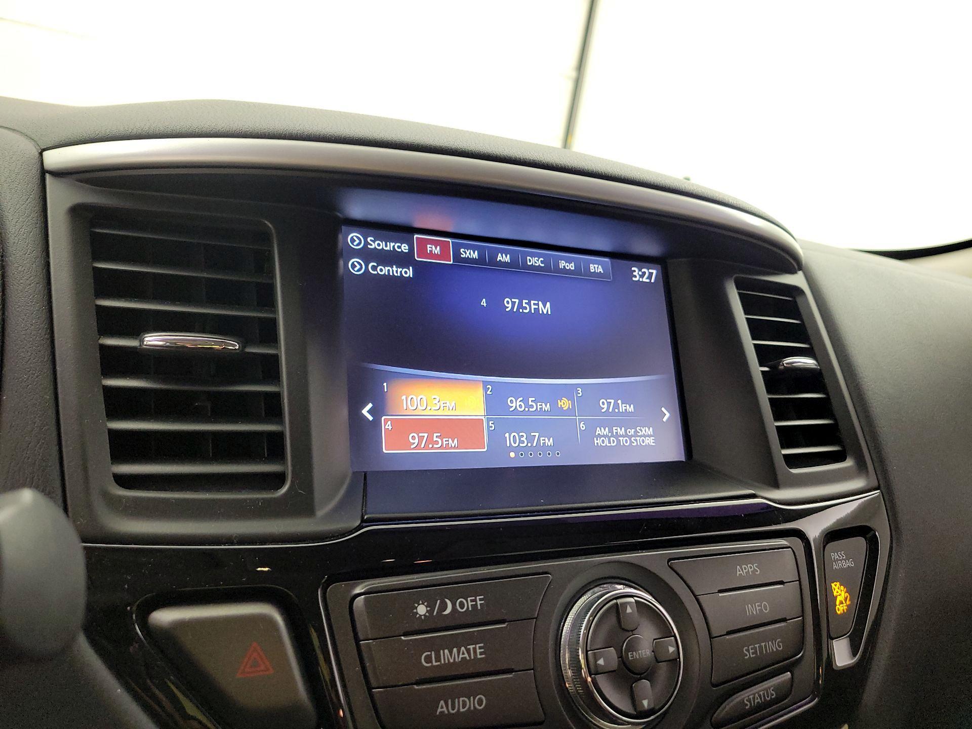 Thumbnail: 2019 Nissan Pathfinder - 15