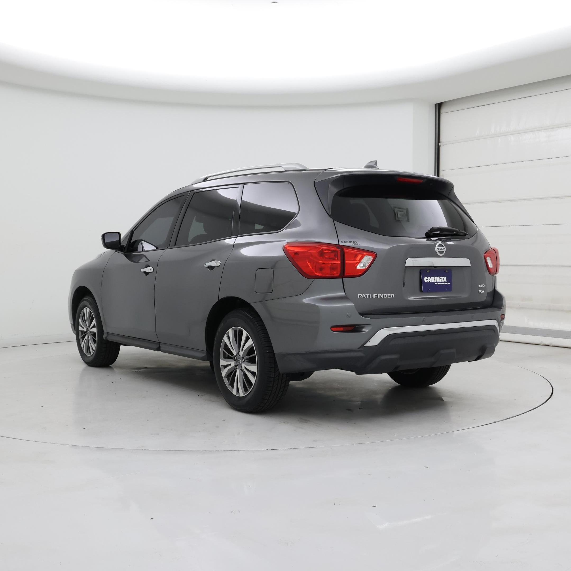 Thumbnail: 2019 Nissan Pathfinder - 2