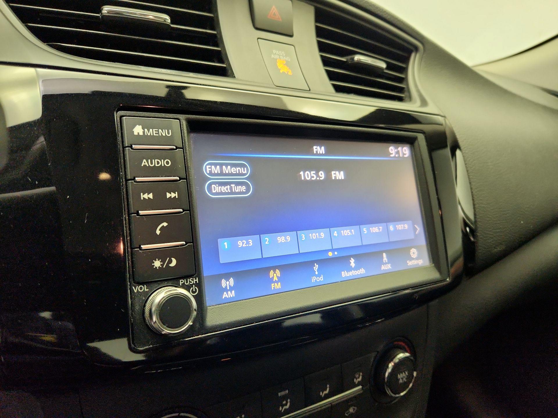 Thumbnail: 2019 Nissan Sentra - 15