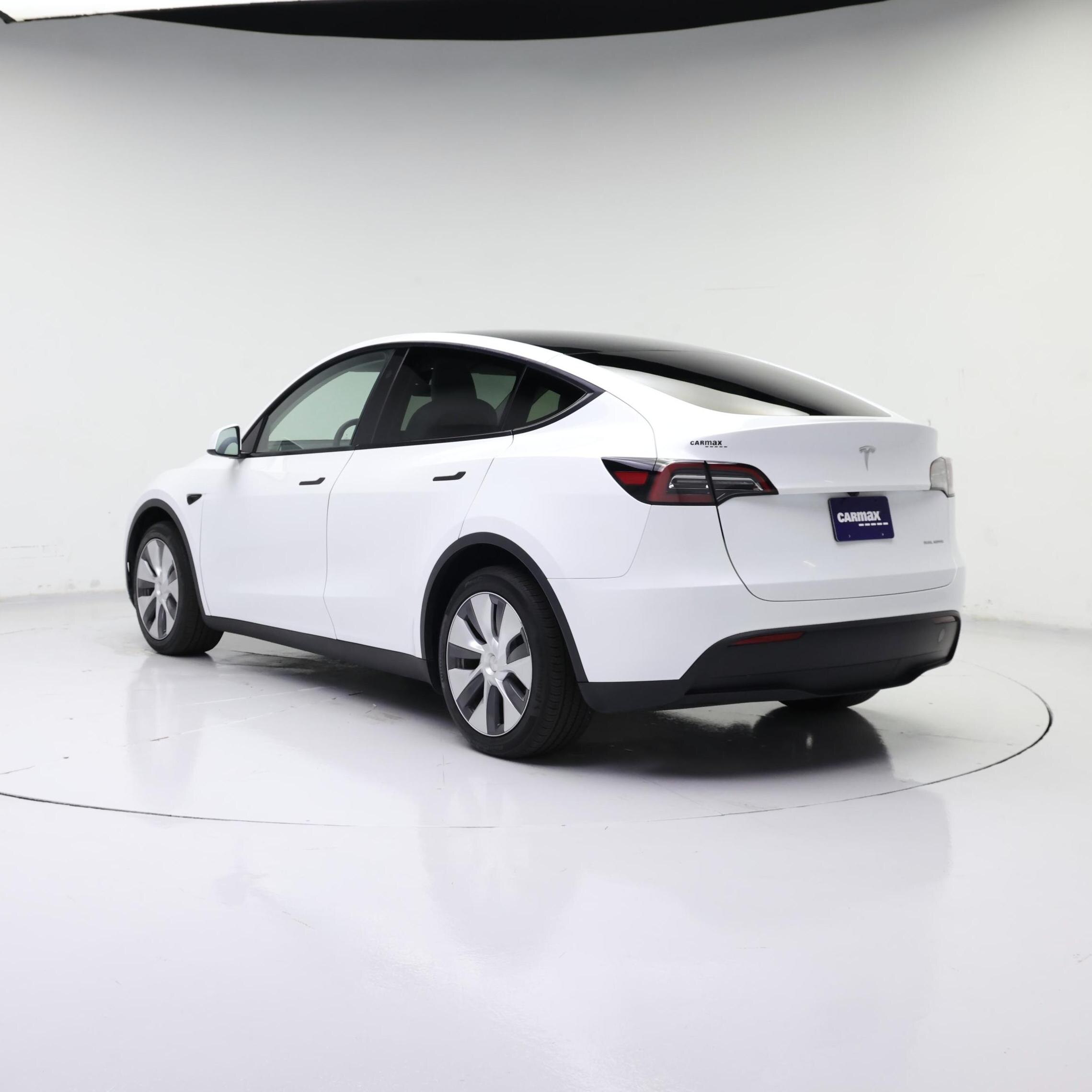 Thumbnail: 2023 Tesla Model Y - 2