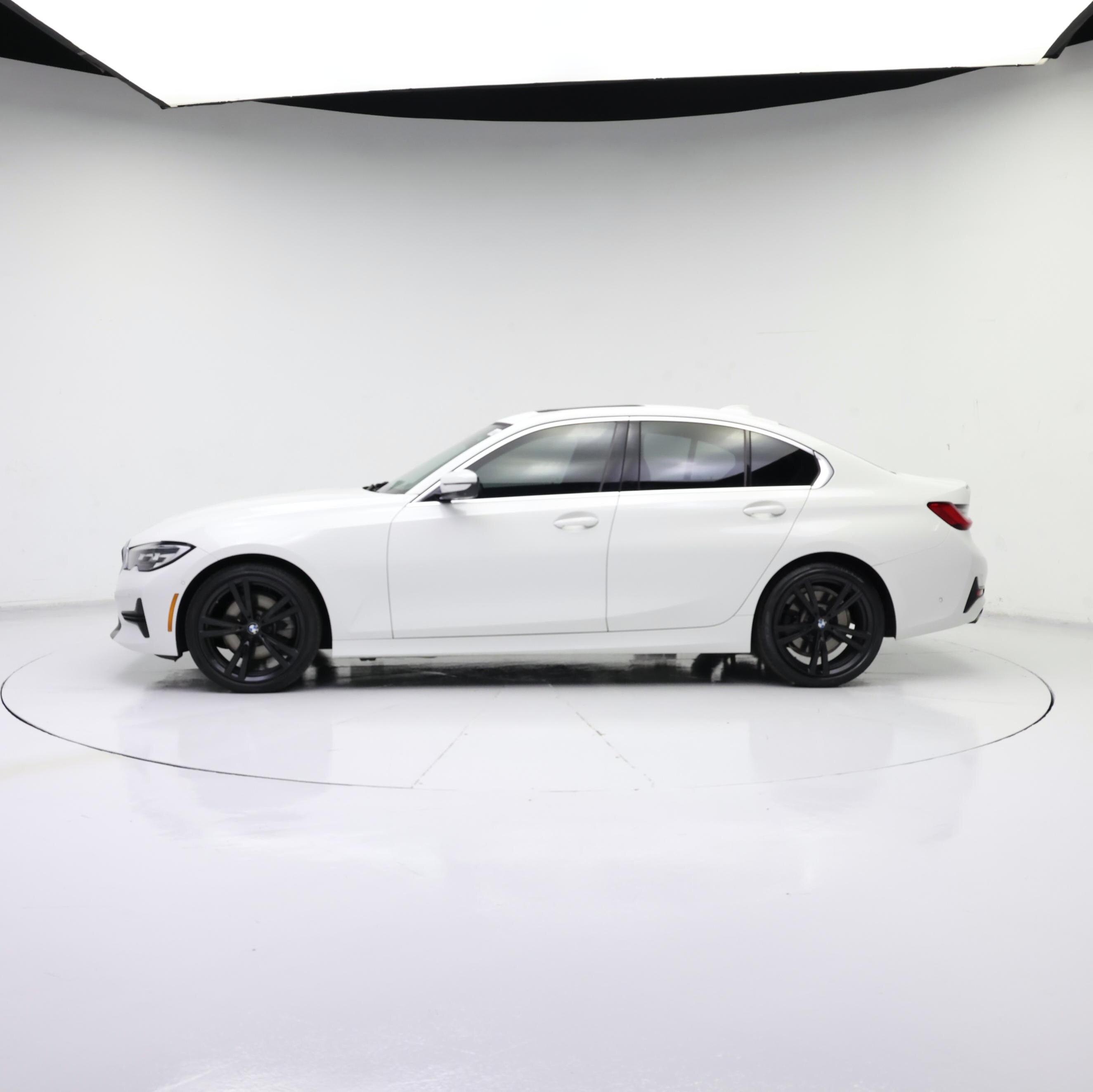 Thumbnail: 2020 BMW 3 Series - 3