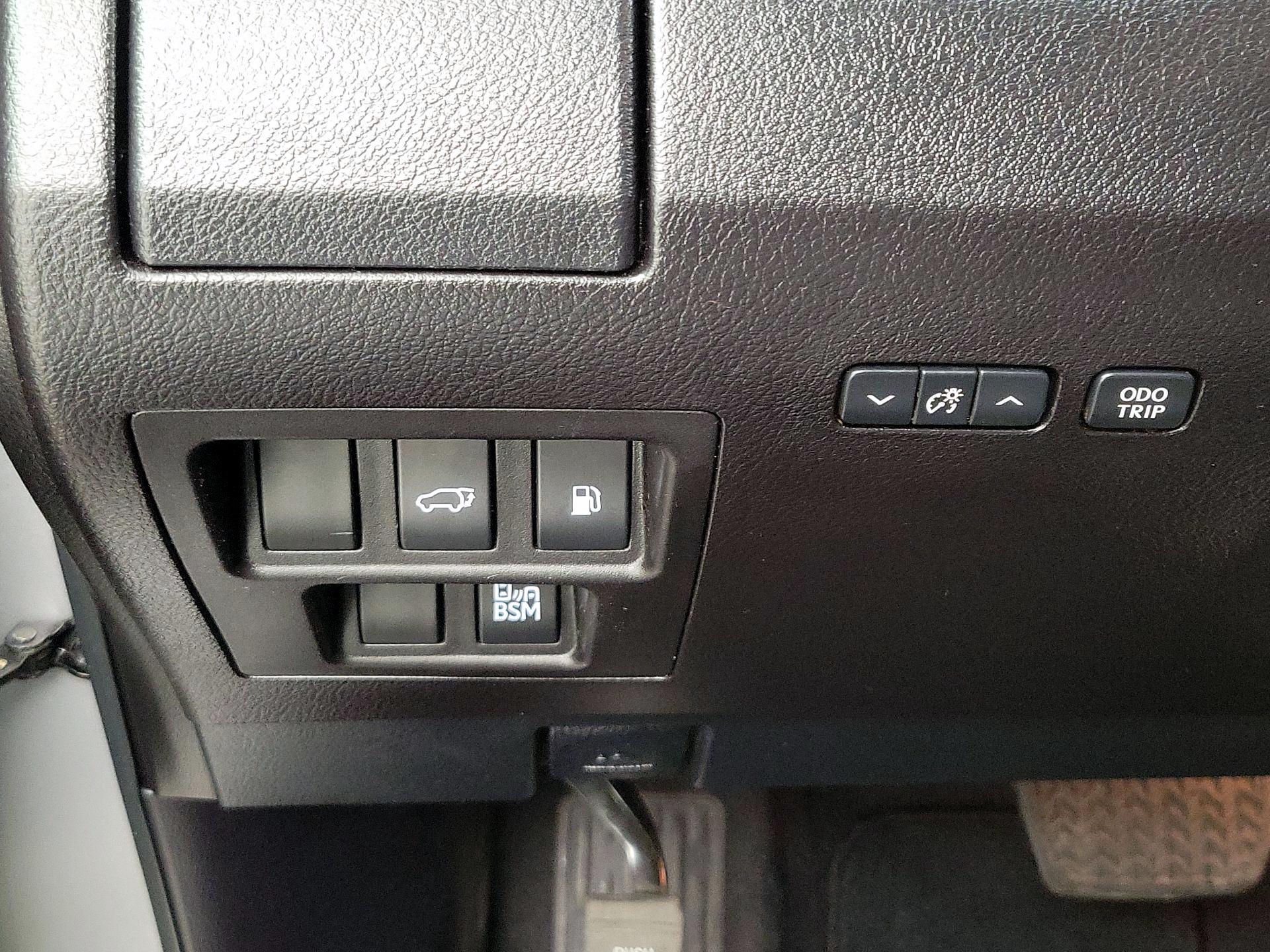 Thumbnail: 2015 Lexus RX - 13