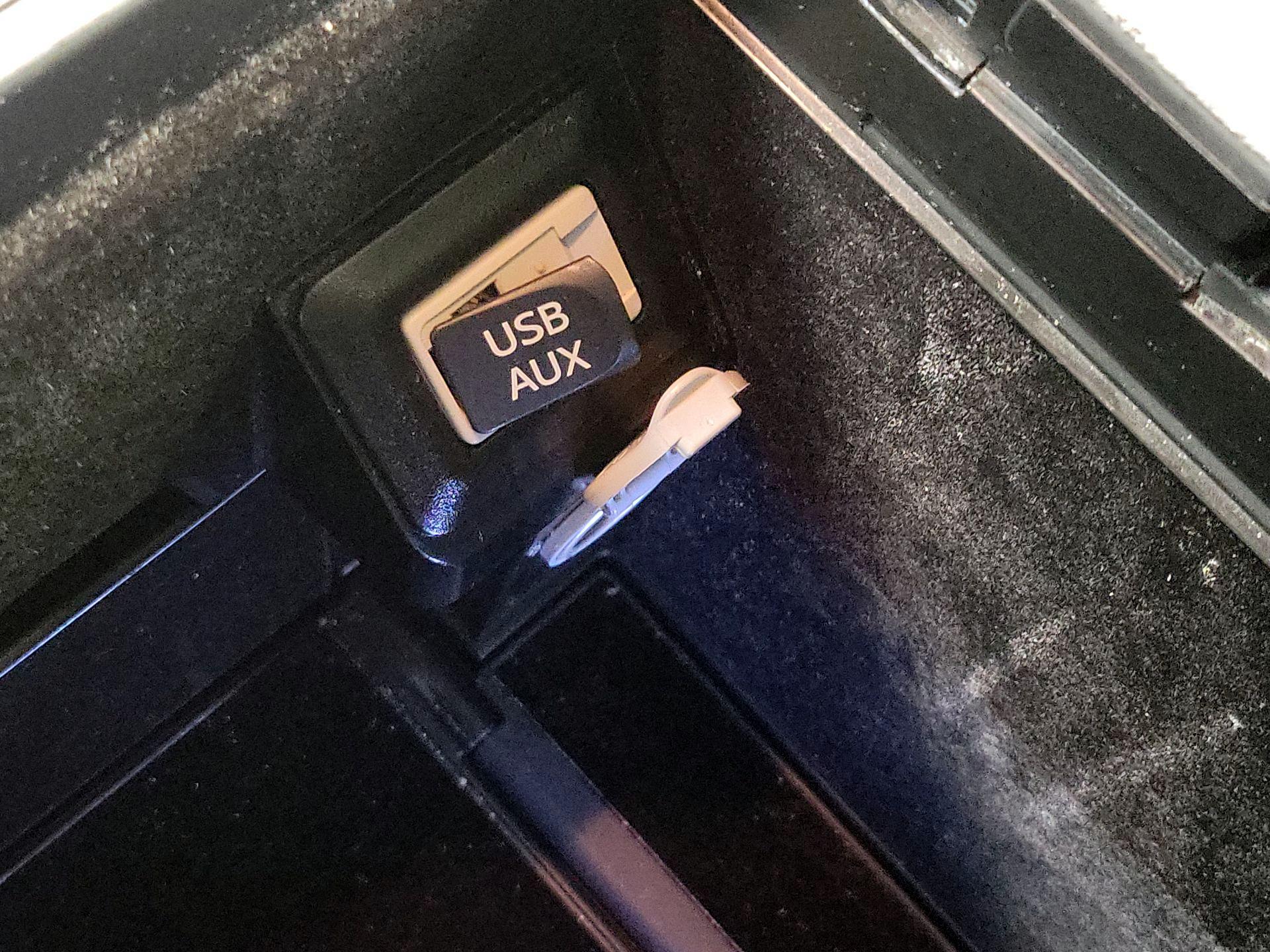 Thumbnail: 2015 Lexus RX - 18