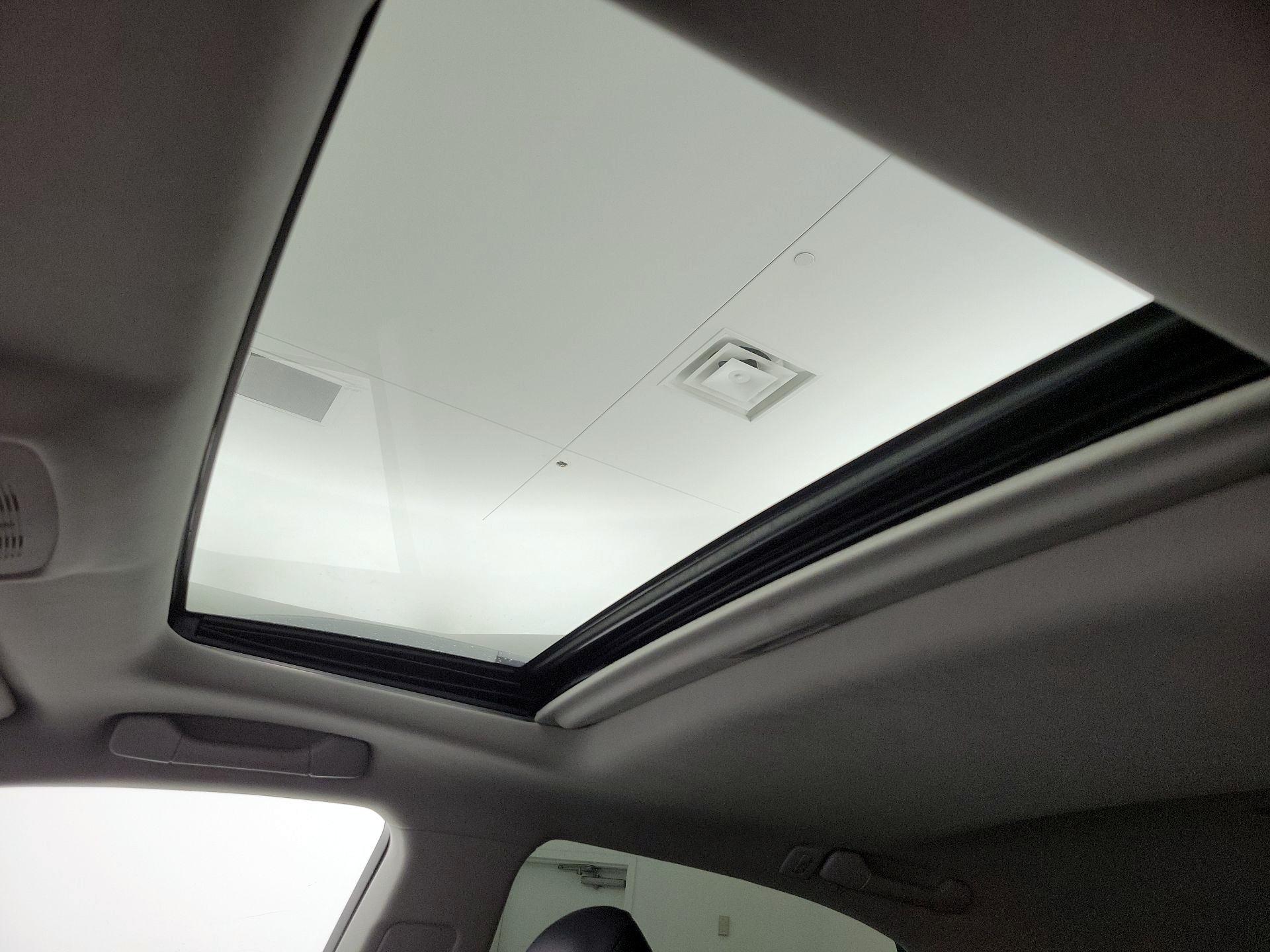 Thumbnail: 2015 Lexus RX - 19