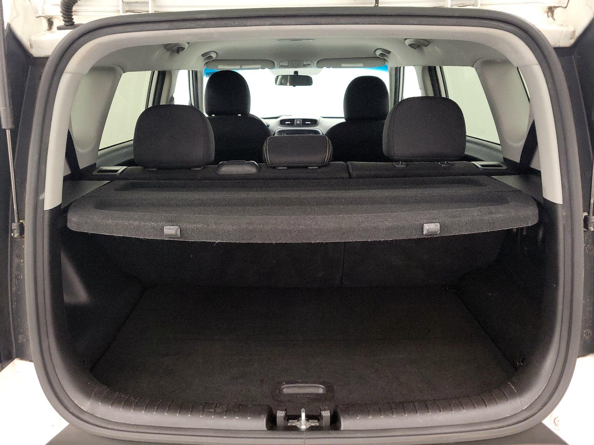 Thumbnail: 2015 Kia Soul - 19