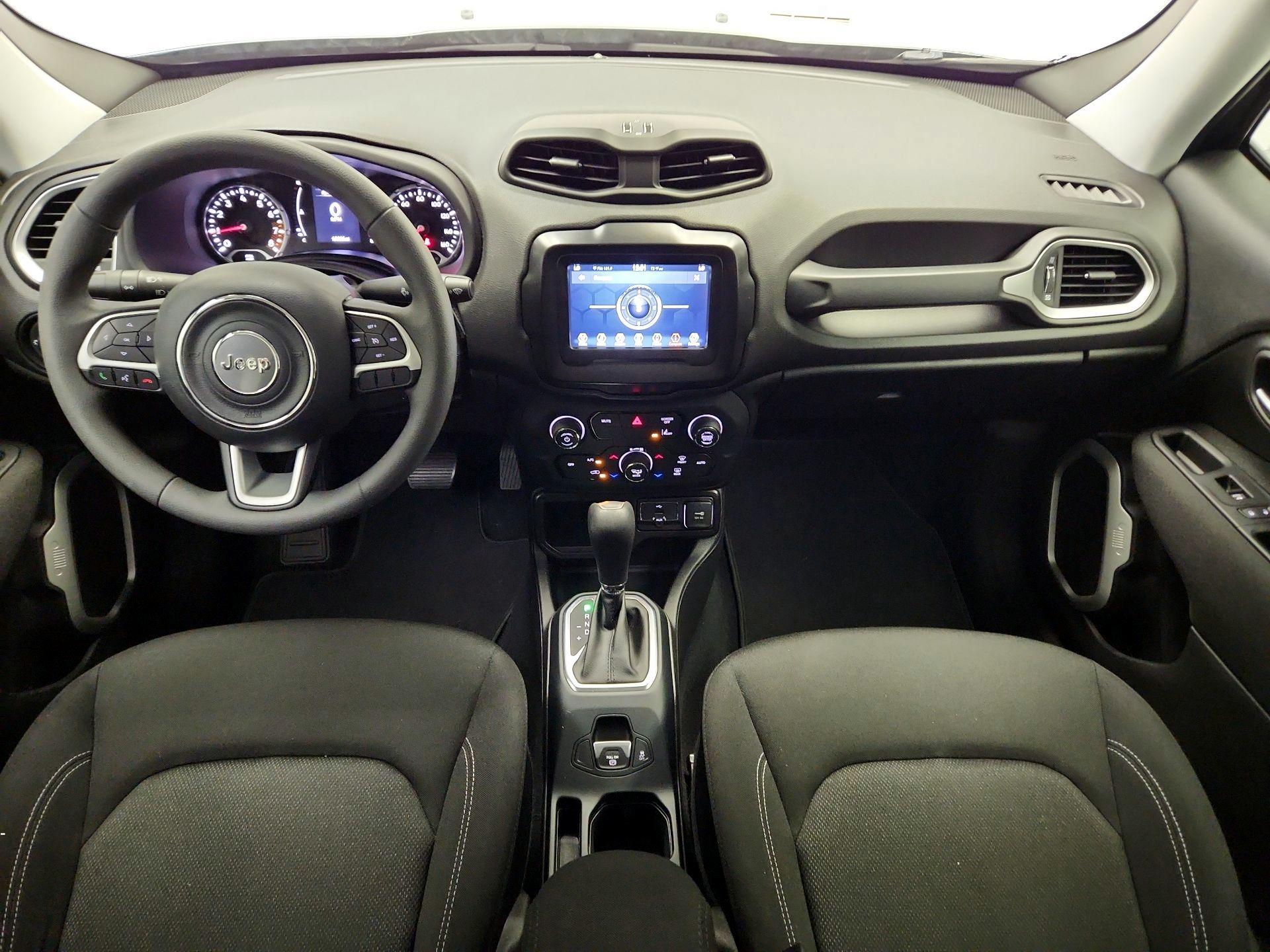 Thumbnail: 2021 Jeep Renegade - 9