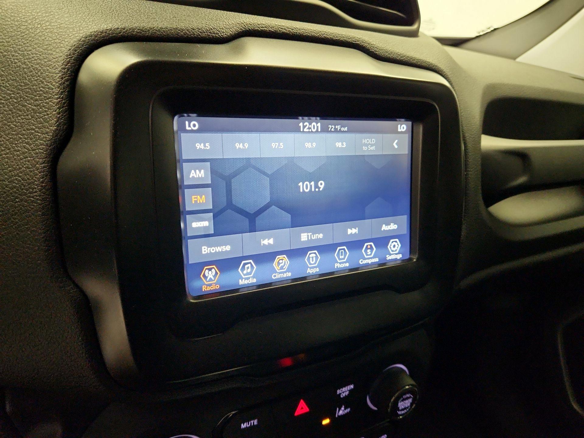 Thumbnail: 2021 Jeep Renegade - 16