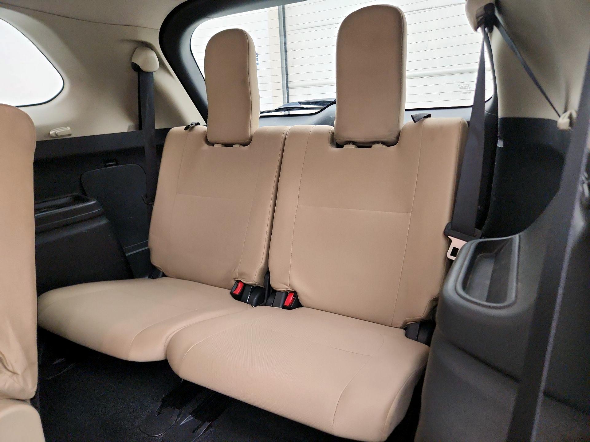 Thumbnail: 2016 Mitsubishi Outlander - 20