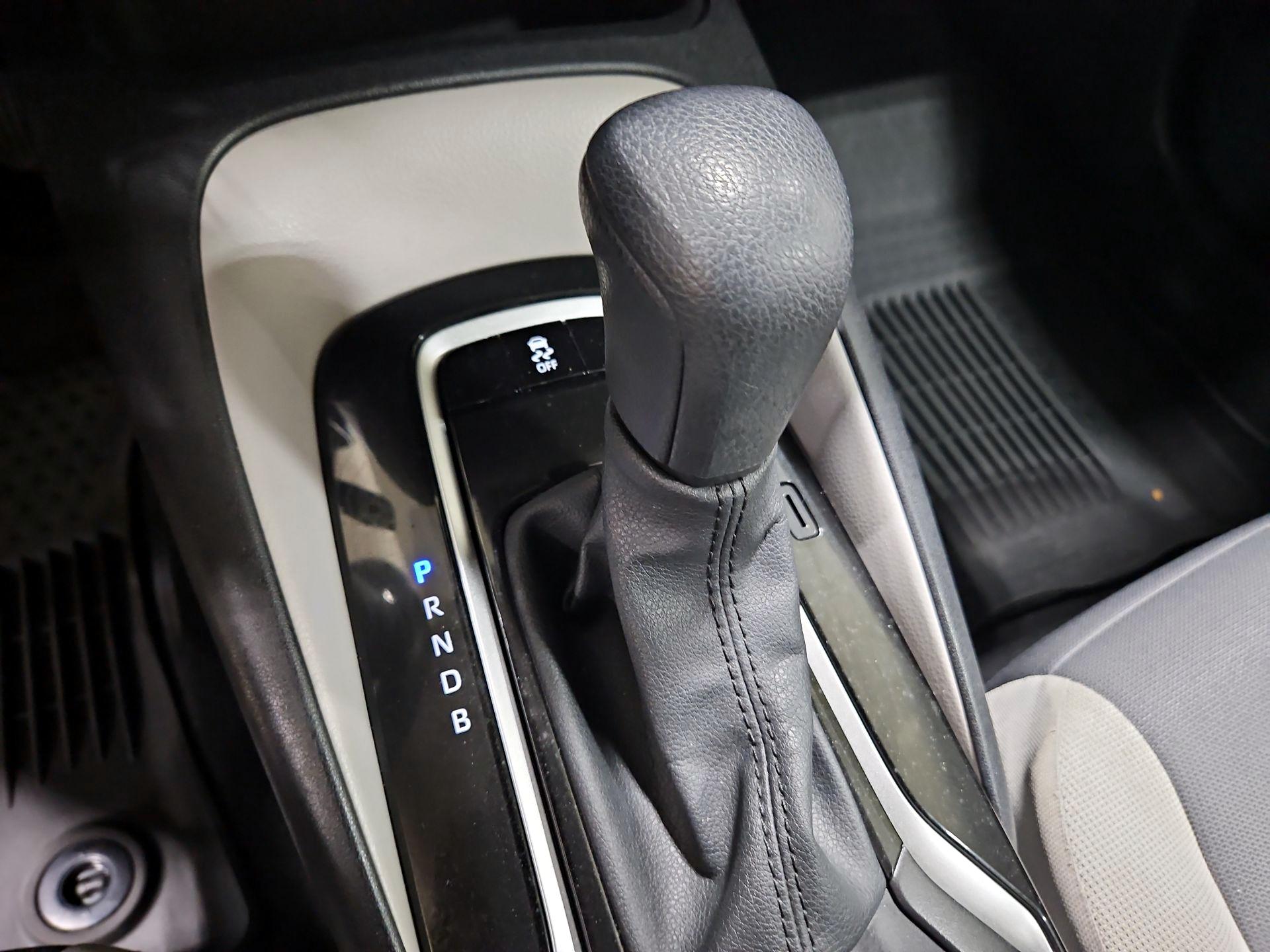 Thumbnail: 2025 Toyota Corolla - 17