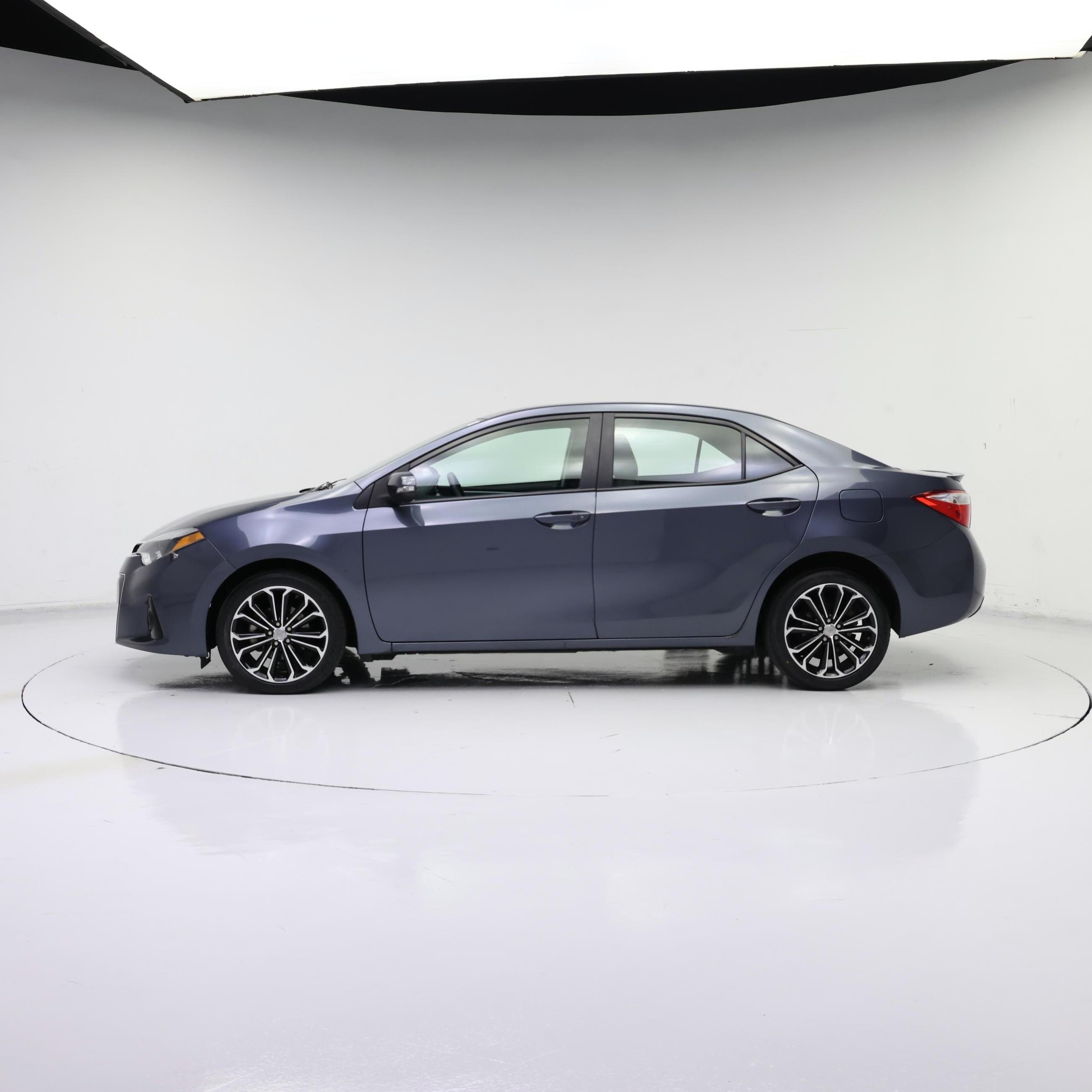 Thumbnail: 2014 Toyota Corolla - 3