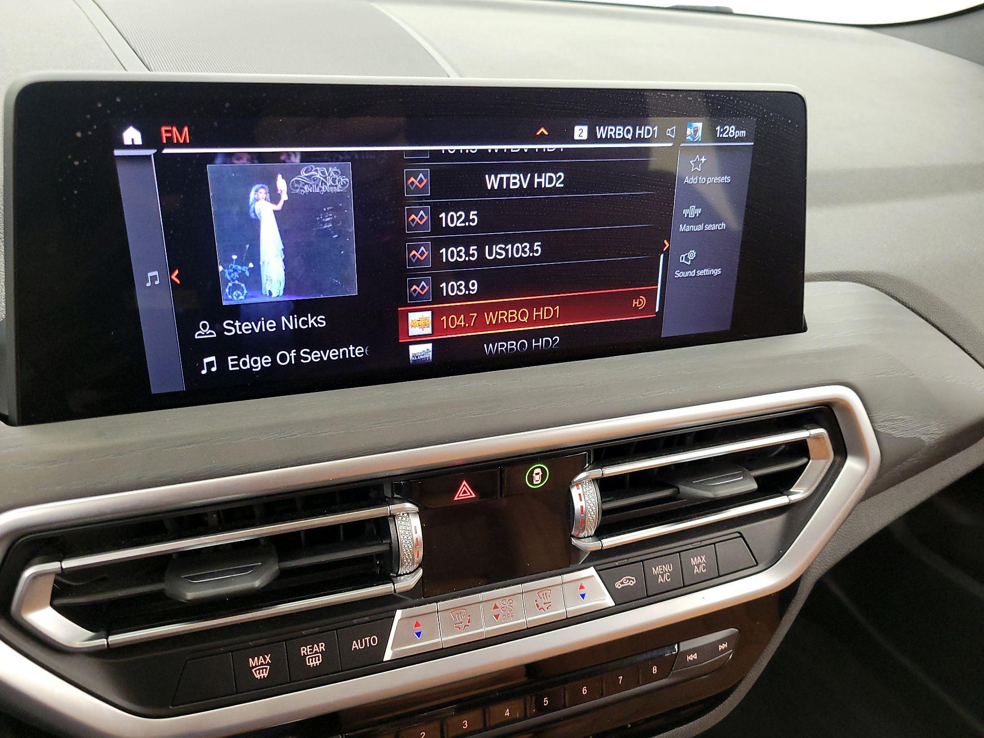 Thumbnail: 2022 BMW X3 - 16