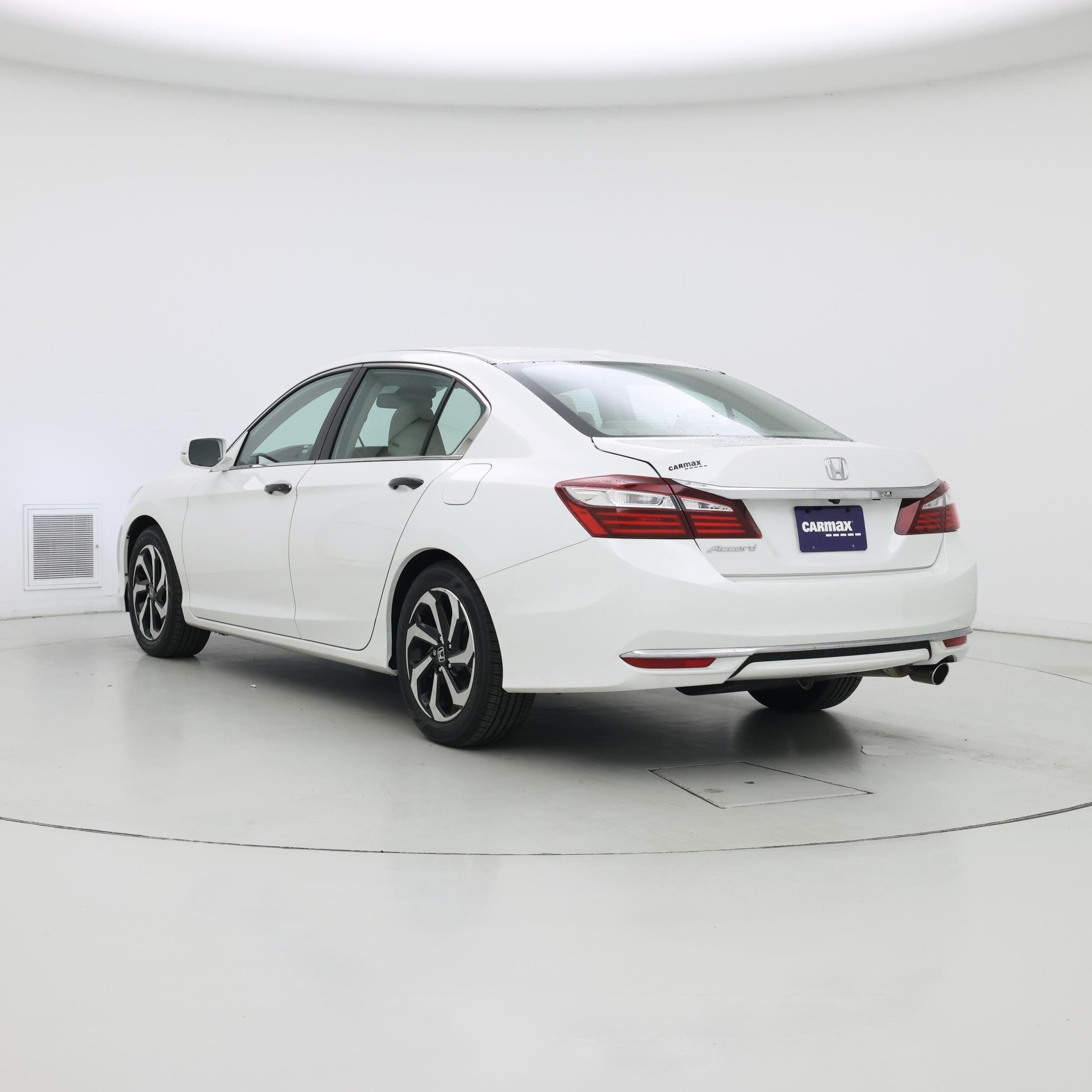 Thumbnail: 2017 Honda Accord - 2