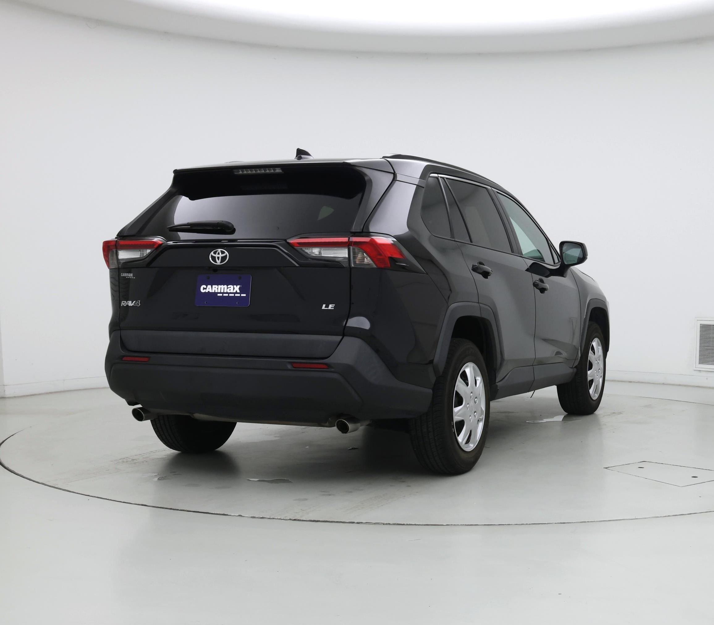 Thumbnail: 2019 Toyota RAV4 - 8